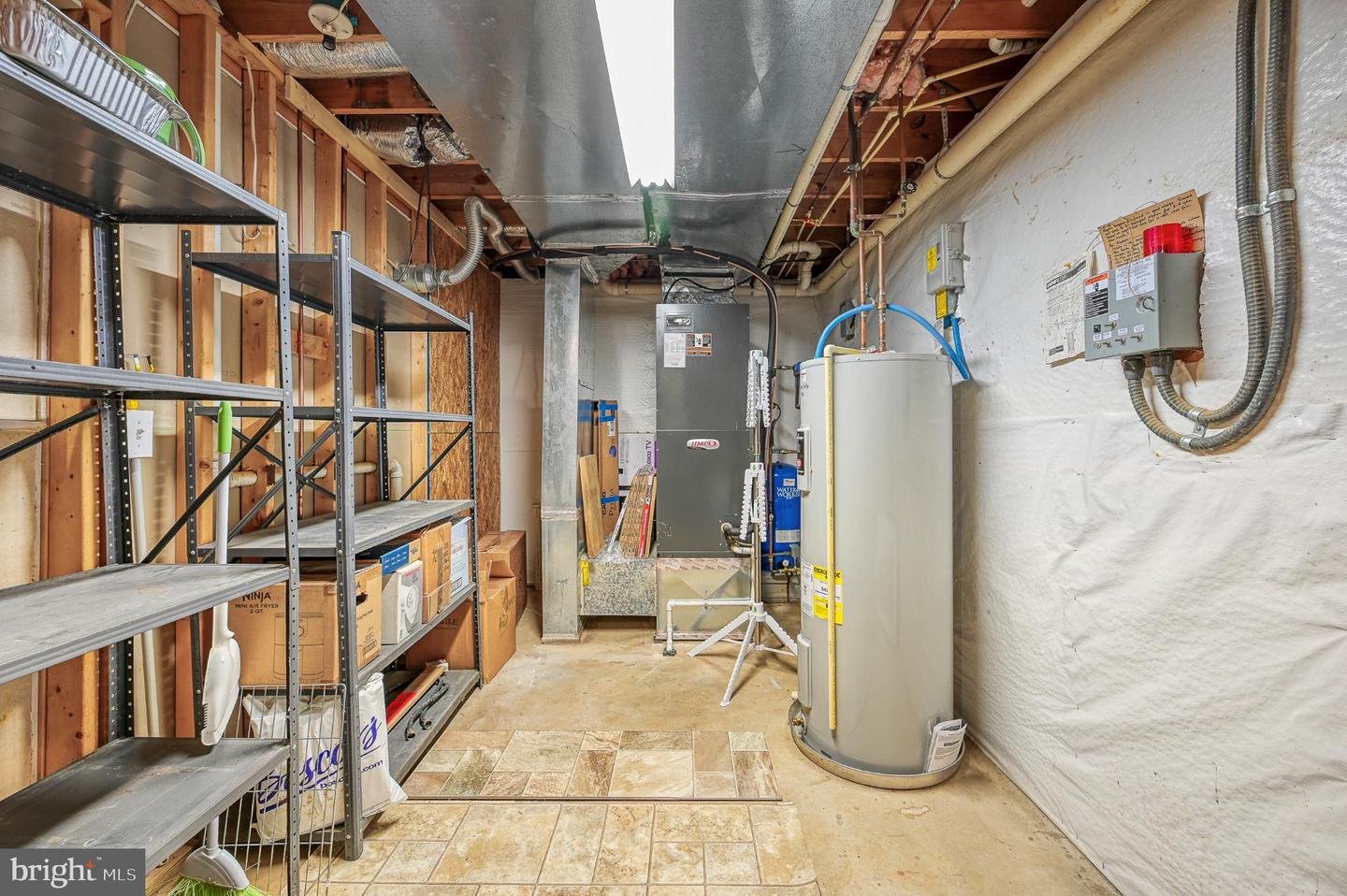 61 RANDOLPH, MINERAL, Virginia 23117, 4 Bedrooms Bedrooms, 13 Rooms Rooms,2 BathroomsBathrooms,Residential,For sale,61 RANDOLPH,VALA2009336 MLS # VALA2009336