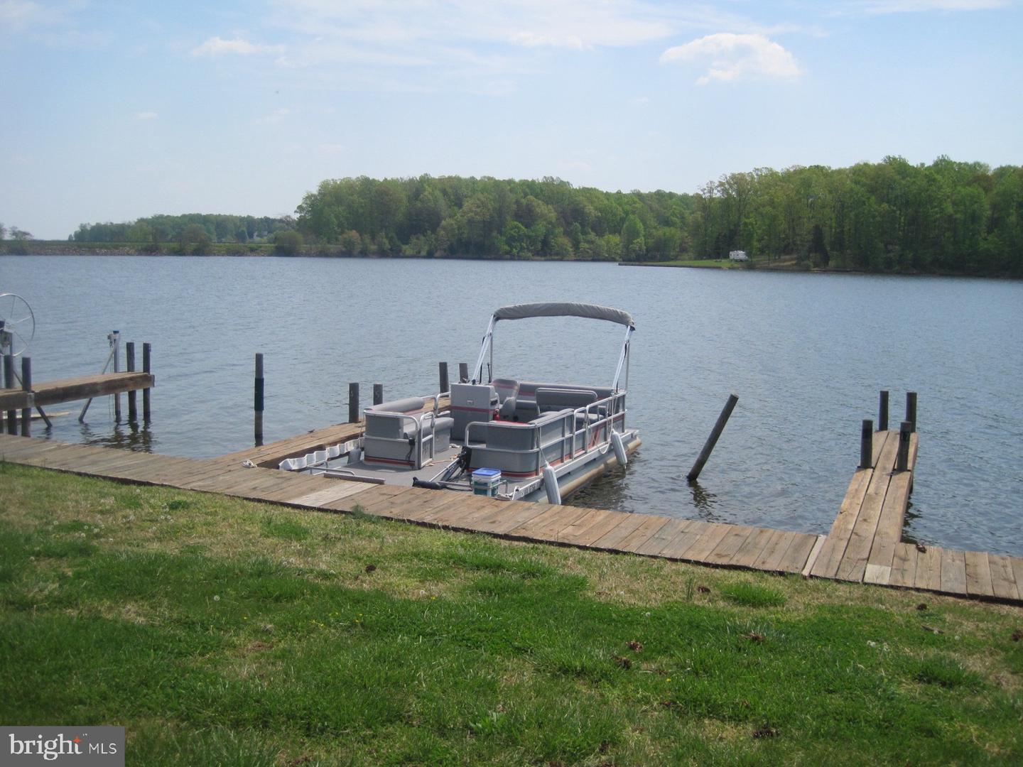 61 RANDOLPH, MINERAL, Virginia 23117, 4 Bedrooms Bedrooms, 13 Rooms Rooms,2 BathroomsBathrooms,Residential,For sale,61 RANDOLPH,VALA2009336 MLS # VALA2009336