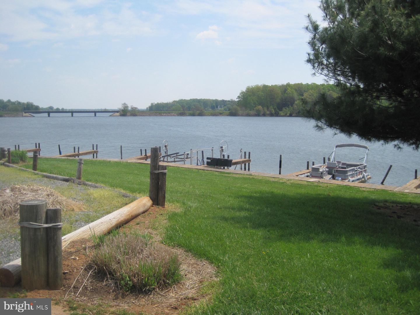 61 RANDOLPH, MINERAL, Virginia 23117, 4 Bedrooms Bedrooms, 13 Rooms Rooms,2 BathroomsBathrooms,Residential,For sale,61 RANDOLPH,VALA2009336 MLS # VALA2009336