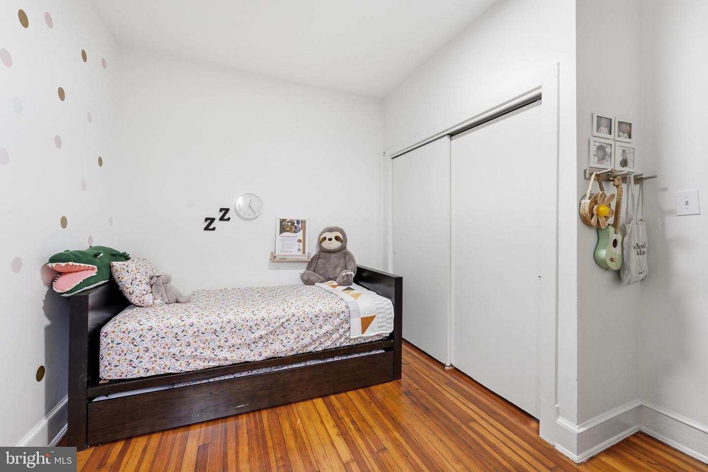 215 15TH ST NE, WASHINGTON, District Of Columbia 20002, 3 Bedrooms Bedrooms, ,1 BathroomBathrooms,Residential,For sale,215 15TH ST NE,DCDC2247558 MLS # DCDC2247558