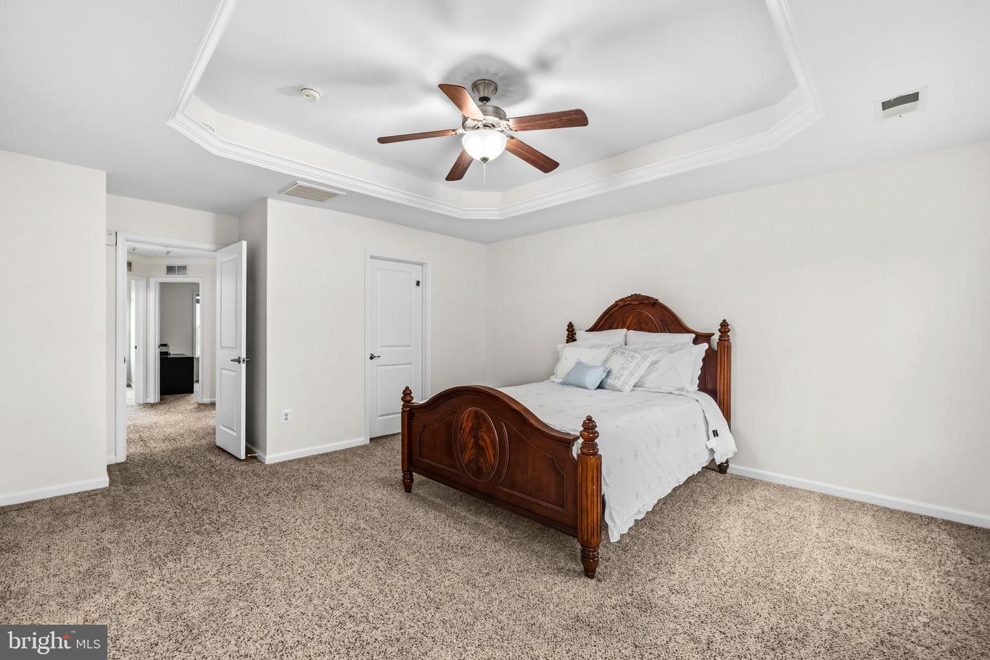 7006 DARBEY KNOLL DR, GAINESVILLE, Virginia 20155, 3 Bedrooms Bedrooms, ,3 BathroomsBathrooms,Residential,For sale,7006 DARBEY KNOLL DR,VAPW2113194 MLS # VAPW2113194