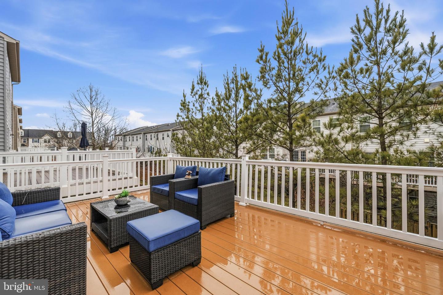 7006 DARBEY KNOLL DR, GAINESVILLE, Virginia 20155, 3 Bedrooms Bedrooms, ,3 BathroomsBathrooms,Residential,For sale,7006 DARBEY KNOLL DR,VAPW2113194 MLS # VAPW2113194