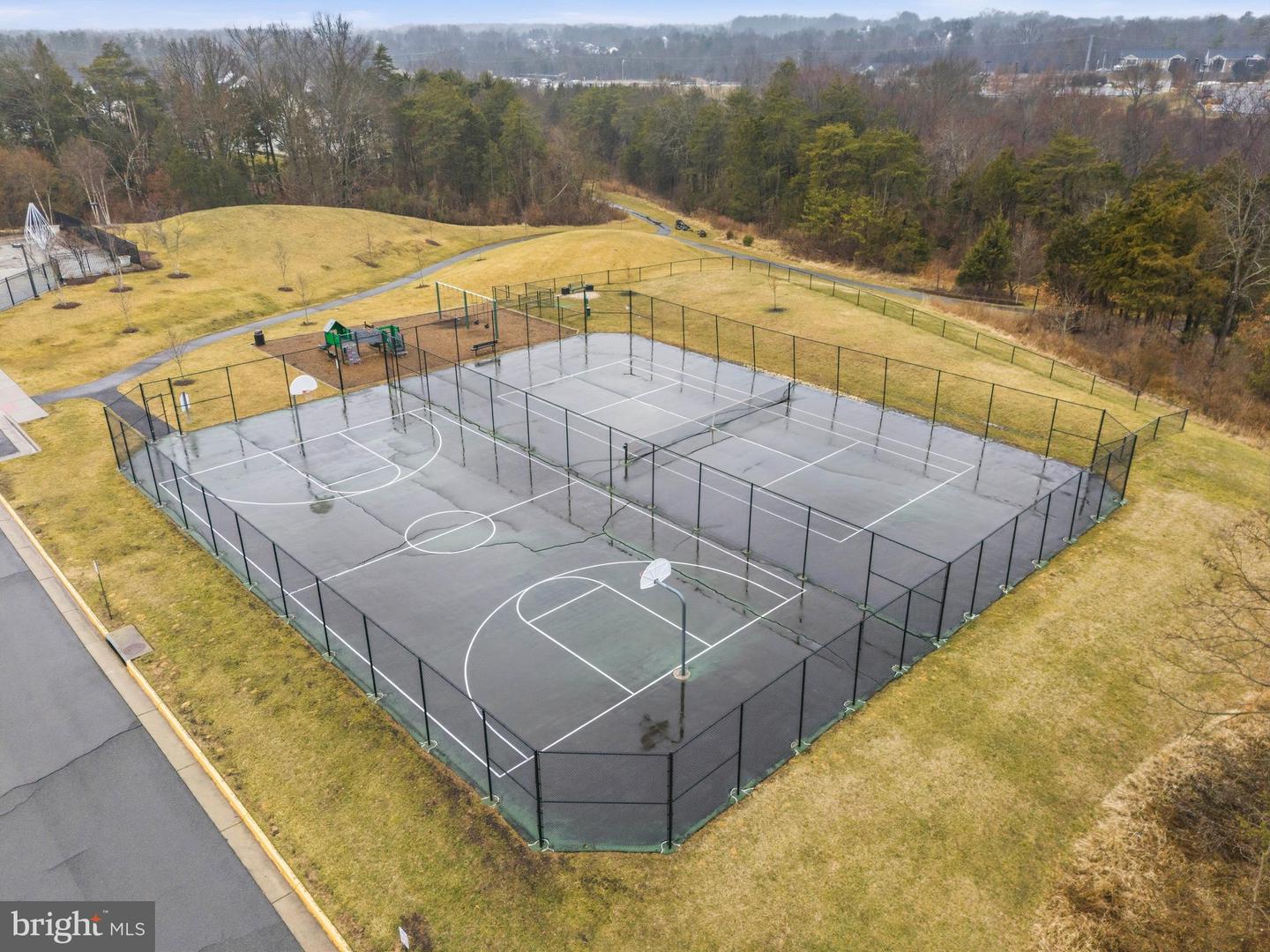 7006 DARBEY KNOLL DR, GAINESVILLE, Virginia 20155, 3 Bedrooms Bedrooms, ,3 BathroomsBathrooms,Residential,For sale,7006 DARBEY KNOLL DR,VAPW2113194 MLS # VAPW2113194