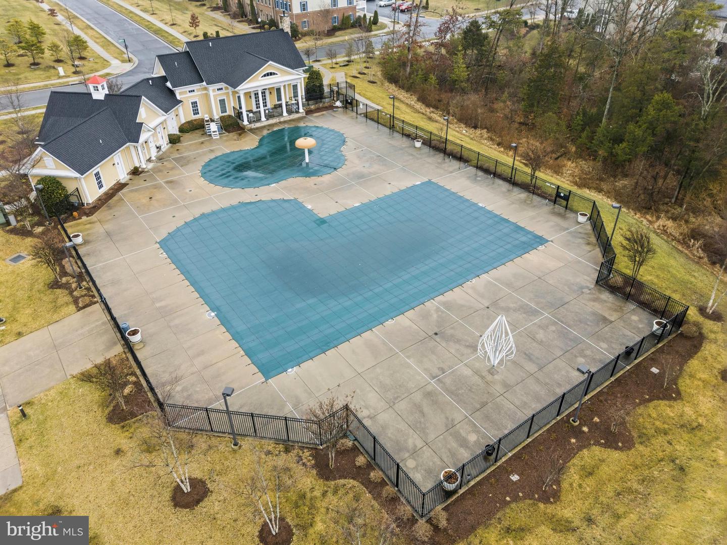 7006 DARBEY KNOLL DR, GAINESVILLE, Virginia 20155, 3 Bedrooms Bedrooms, ,3 BathroomsBathrooms,Residential,For sale,7006 DARBEY KNOLL DR,VAPW2113194 MLS # VAPW2113194