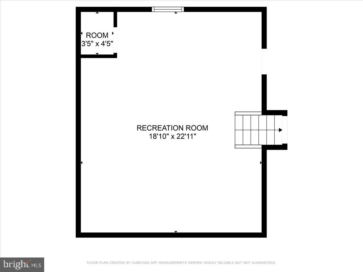 12183 HOLLY KNOLL CIR, GREAT FALLS, Virginia 22066, 4 Bedrooms Bedrooms, ,3 BathroomsBathrooms,Residential,For sale,12183 HOLLY KNOLL CIR,VAFX2292600 MLS # VAFX2292600
