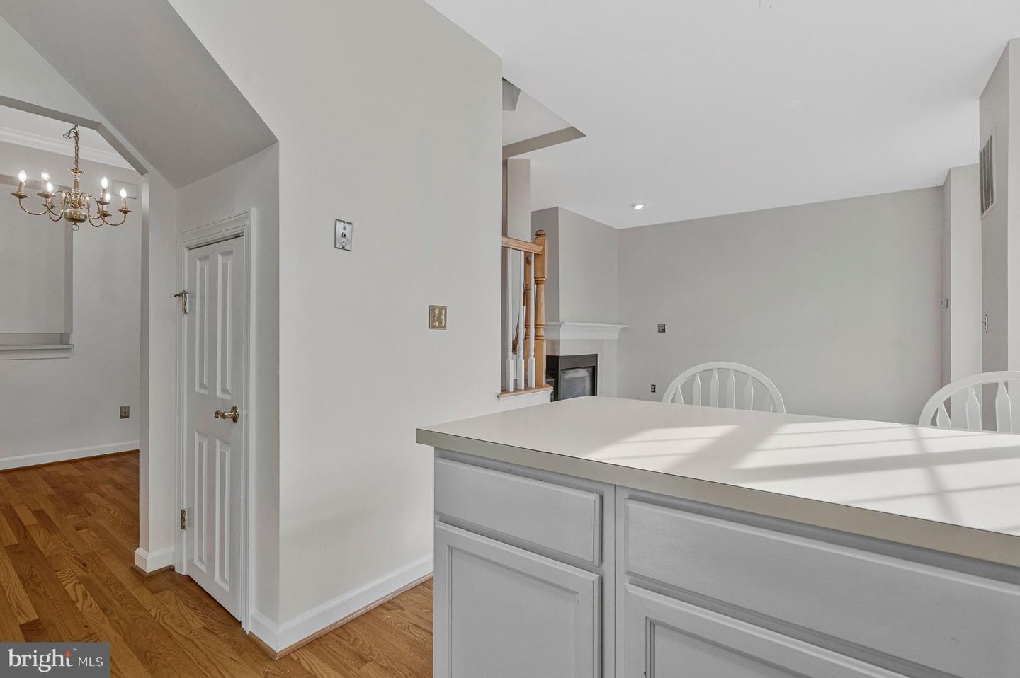 20572 WILLOUGHBY SQ, STERLING, Virginia 20165, 3 Bedrooms Bedrooms, ,2 BathroomsBathrooms,Residential,For sale,20572 WILLOUGHBY SQ,VALO2116896 MLS # VALO2116896