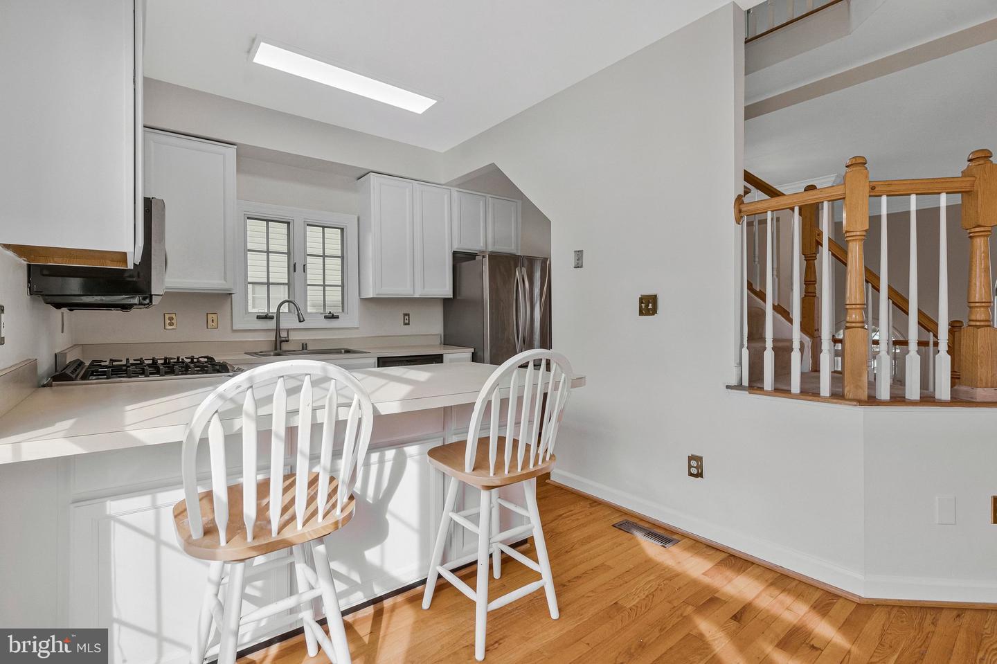 20572 WILLOUGHBY SQ, STERLING, Virginia 20165, 3 Bedrooms Bedrooms, ,2 BathroomsBathrooms,Residential,For sale,20572 WILLOUGHBY SQ,VALO2116896 MLS # VALO2116896