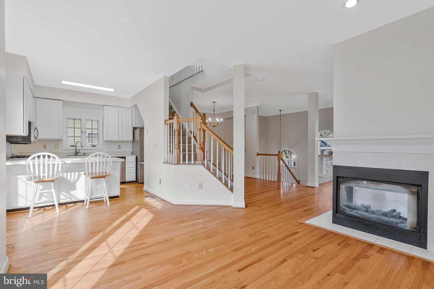 20572 WILLOUGHBY SQ, STERLING, Virginia 20165, 3 Bedrooms Bedrooms, ,2 BathroomsBathrooms,Residential,For sale,20572 WILLOUGHBY SQ,VALO2116896 MLS # VALO2116896