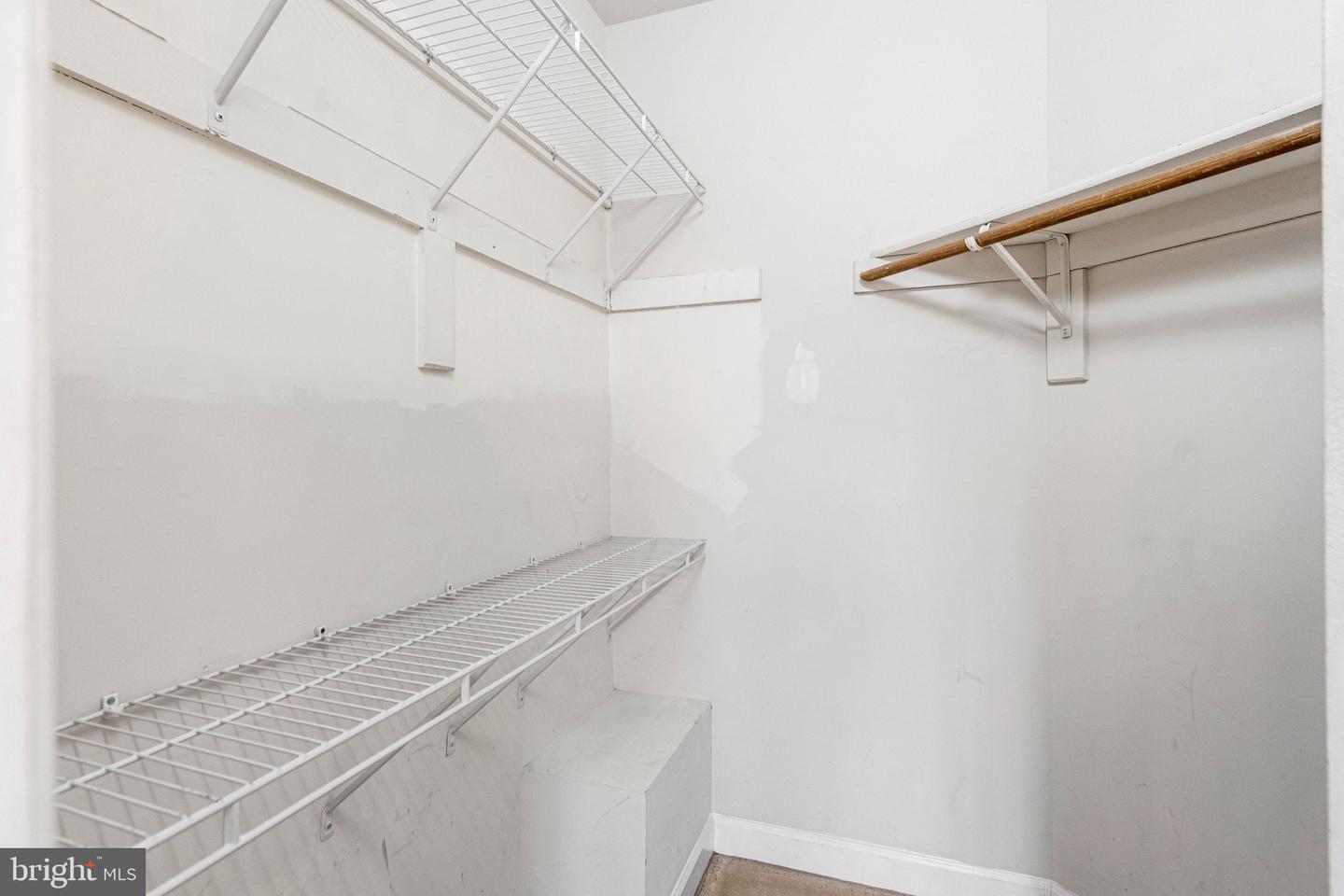 20572 WILLOUGHBY SQ, STERLING, Virginia 20165, 3 Bedrooms Bedrooms, ,2 BathroomsBathrooms,Residential,For sale,20572 WILLOUGHBY SQ,VALO2116896 MLS # VALO2116896