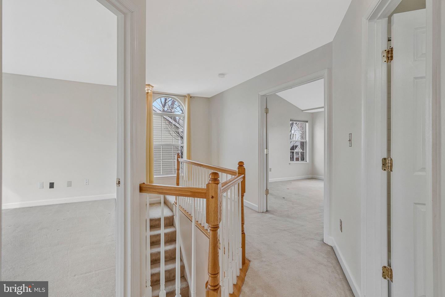 20572 WILLOUGHBY SQ, STERLING, Virginia 20165, 3 Bedrooms Bedrooms, ,2 BathroomsBathrooms,Residential,For sale,20572 WILLOUGHBY SQ,VALO2116896 MLS # VALO2116896