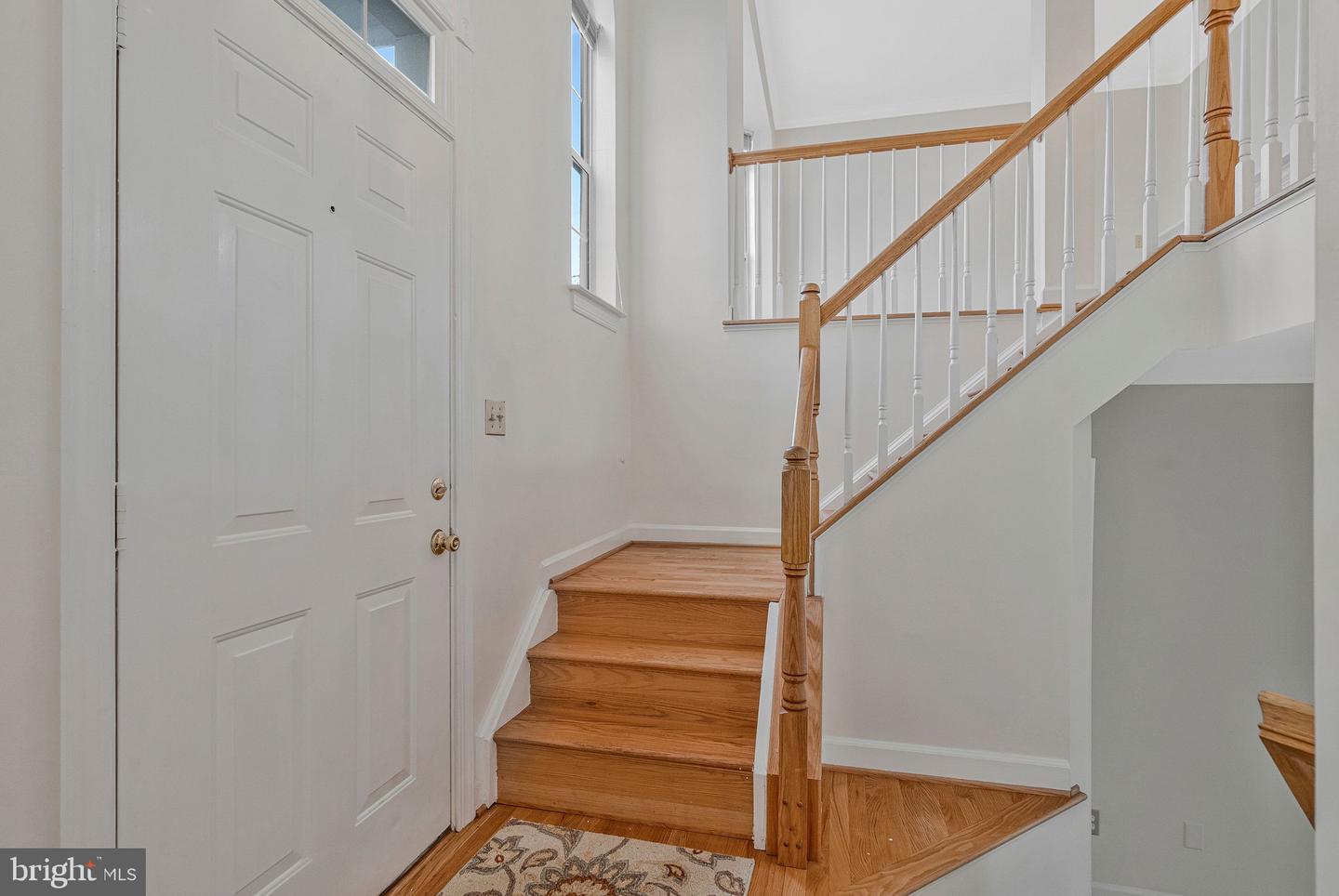 20572 WILLOUGHBY SQ, STERLING, Virginia 20165, 3 Bedrooms Bedrooms, ,2 BathroomsBathrooms,Residential,For sale,20572 WILLOUGHBY SQ,VALO2116896 MLS # VALO2116896