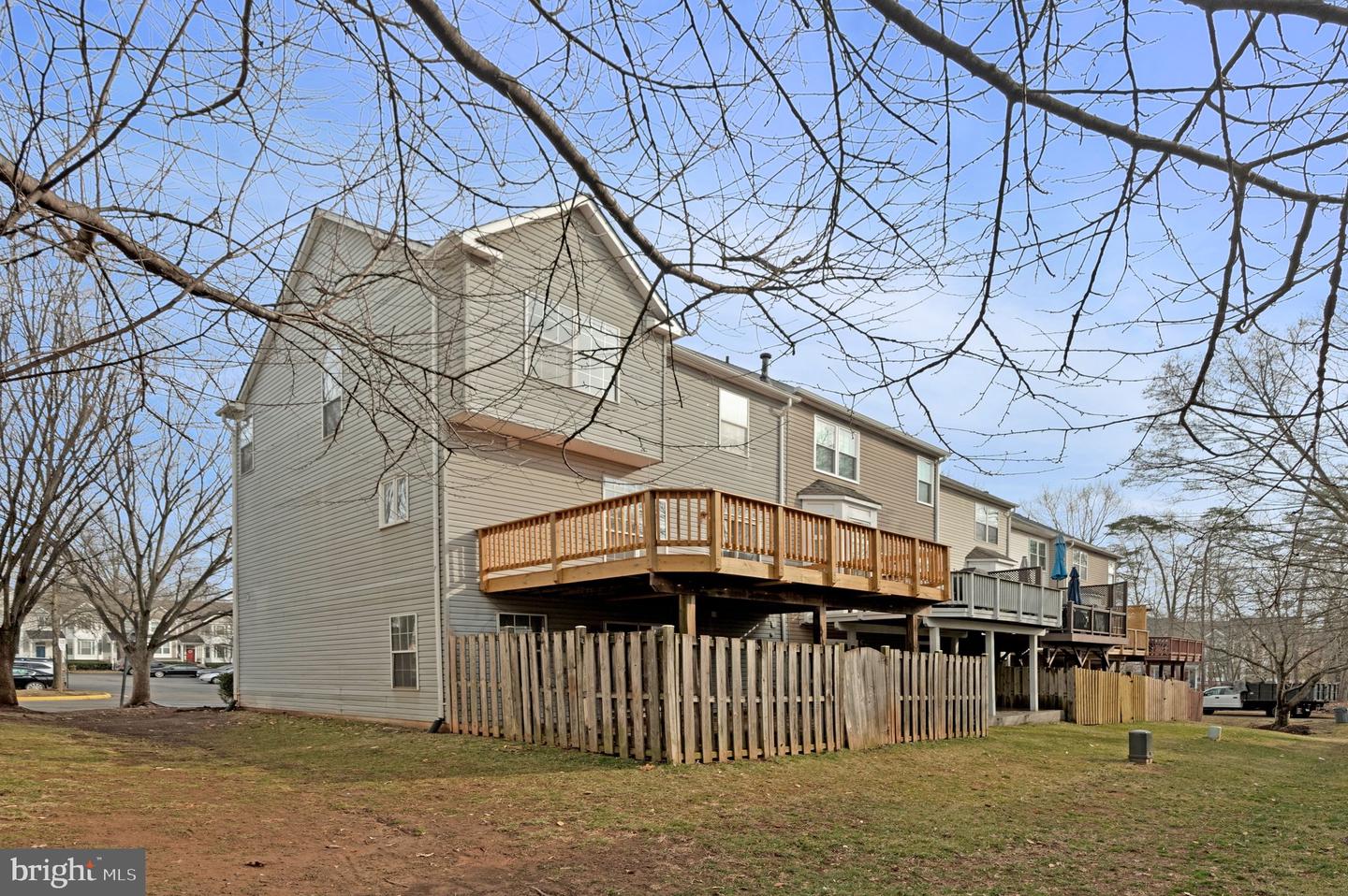 20572 WILLOUGHBY SQ, STERLING, Virginia 20165, 3 Bedrooms Bedrooms, ,2 BathroomsBathrooms,Residential,For sale,20572 WILLOUGHBY SQ,VALO2116896 MLS # VALO2116896