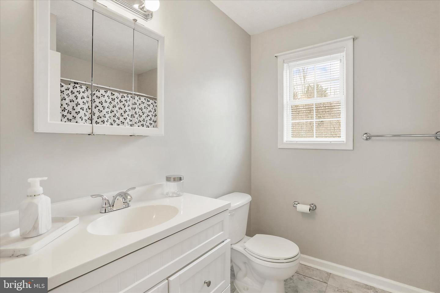 416 RIDGEFIELD AVE, STEPHENS CITY, Virginia 22655, 2 Bedrooms Bedrooms, ,1 BathroomBathrooms,Residential,For sale,416 RIDGEFIELD AVE,VAFV2039850 MLS # VAFV2039850