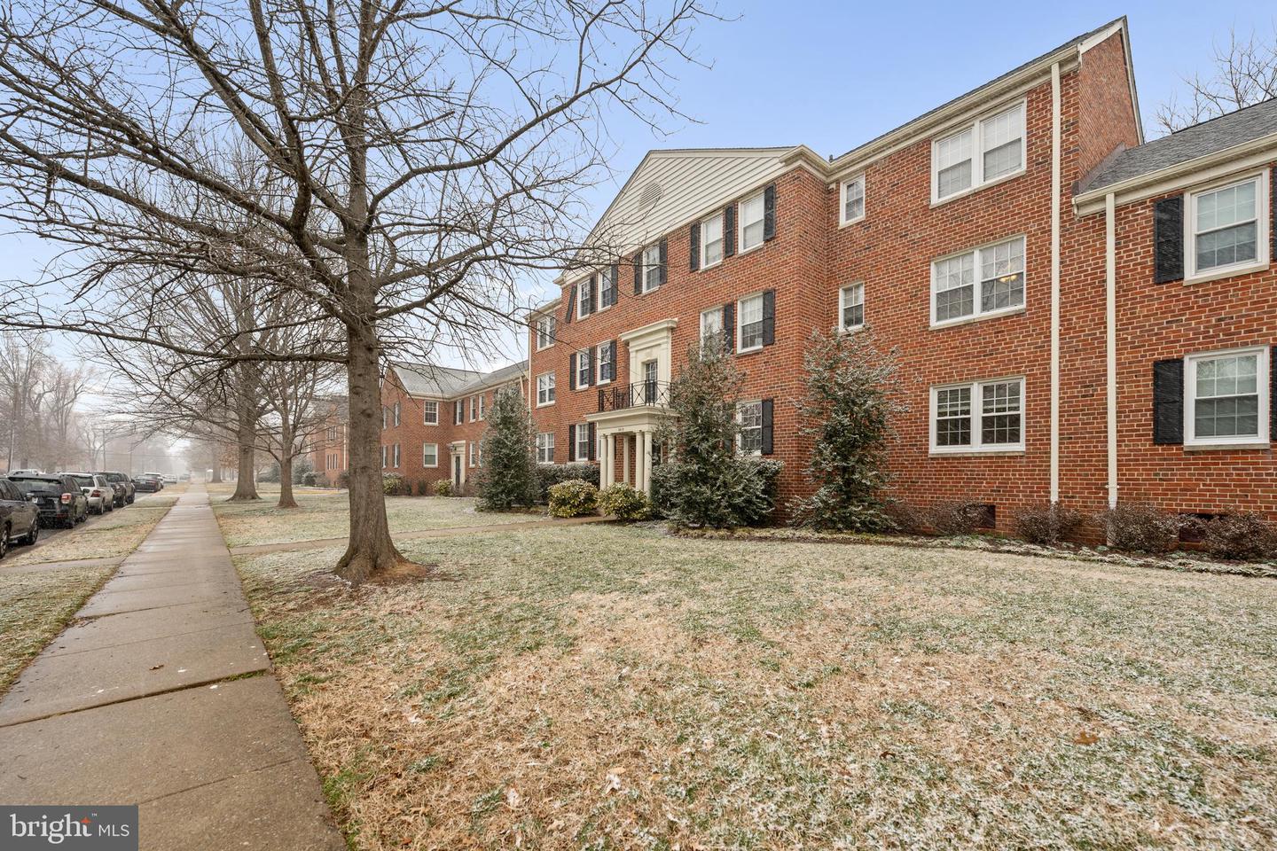 6613 POTOMAC AVE #A2, ALEXANDRIA, Virginia 22307, 2 Bedrooms Bedrooms, ,1 BathroomBathrooms,Residential,For sale,6613 POTOMAC AVE #A2,VAFX2293416 MLS # VAFX2293416