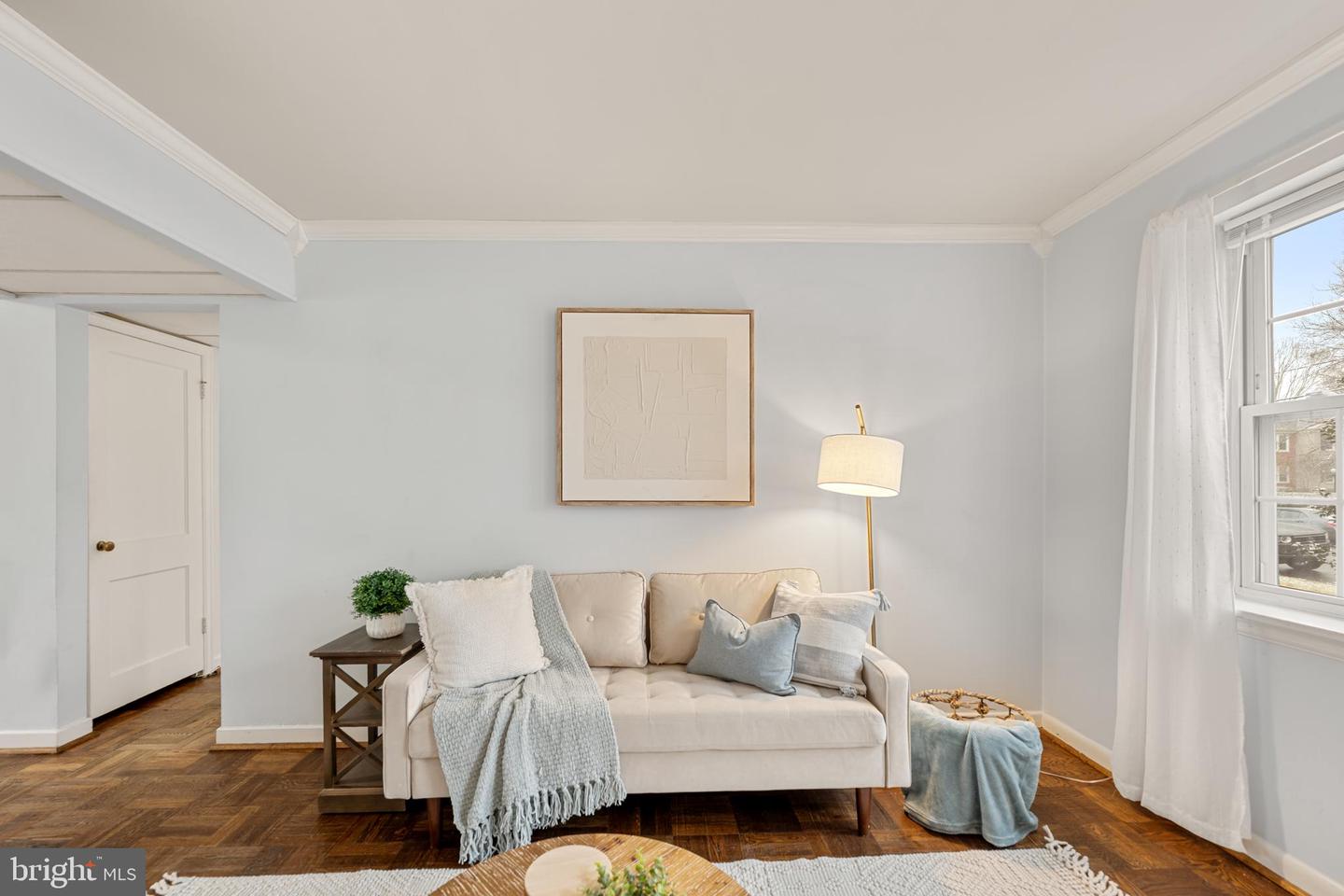 6613 POTOMAC AVE #A2, ALEXANDRIA, Virginia 22307, 2 Bedrooms Bedrooms, ,1 BathroomBathrooms,Residential,For sale,6613 POTOMAC AVE #A2,VAFX2293416 MLS # VAFX2293416