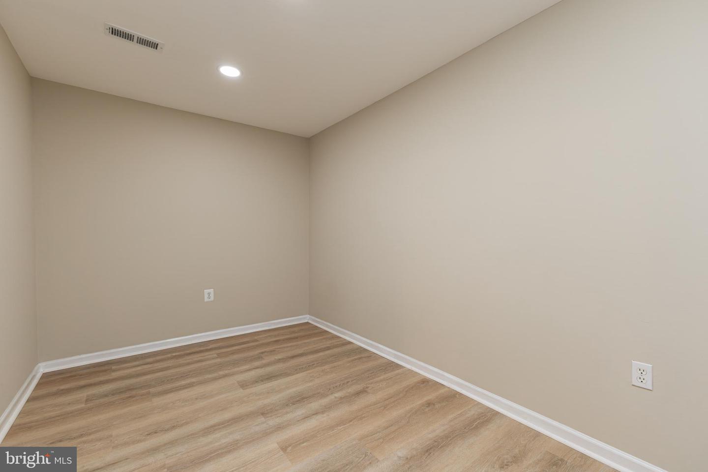 15835 MEHERRIN WAY, WOODBRIDGE, Virginia 22191, 5 Bedrooms Bedrooms, ,3 BathroomsBathrooms,Residential,For sale,15835 MEHERRIN WAY,VAPW2113522 MLS # VAPW2113522