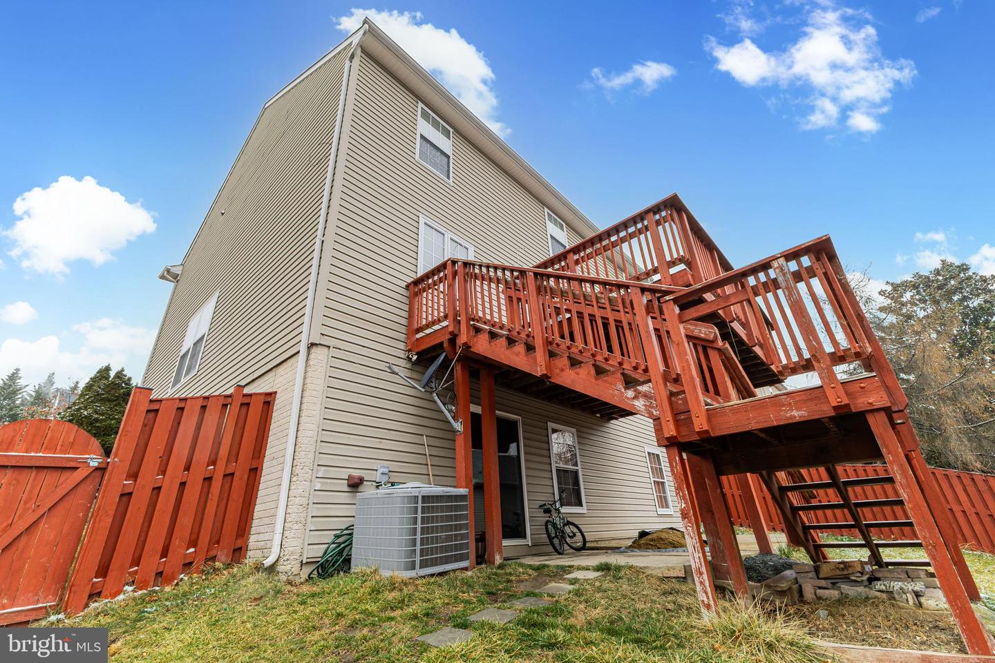 15835 MEHERRIN WAY, WOODBRIDGE, Virginia 22191, 5 Bedrooms Bedrooms, ,3 BathroomsBathrooms,Residential,For sale,15835 MEHERRIN WAY,VAPW2113522 MLS # VAPW2113522