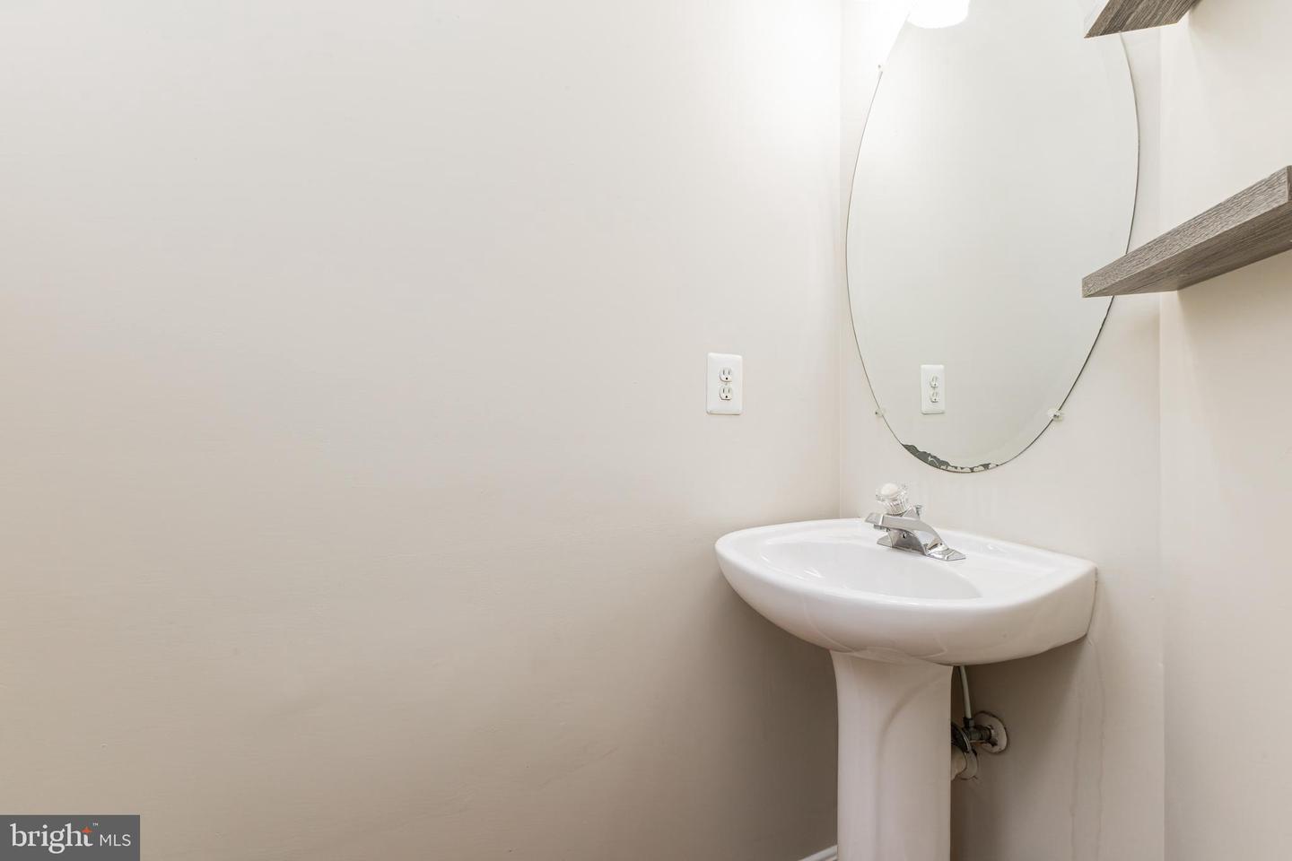 15835 MEHERRIN WAY, WOODBRIDGE, Virginia 22191, 5 Bedrooms Bedrooms, ,3 BathroomsBathrooms,Residential,For sale,15835 MEHERRIN WAY,VAPW2113522 MLS # VAPW2113522