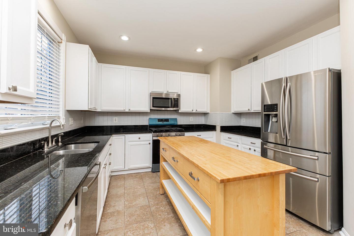 15835 MEHERRIN WAY, WOODBRIDGE, Virginia 22191, 5 Bedrooms Bedrooms, ,3 BathroomsBathrooms,Residential,For sale,15835 MEHERRIN WAY,VAPW2113522 MLS # VAPW2113522