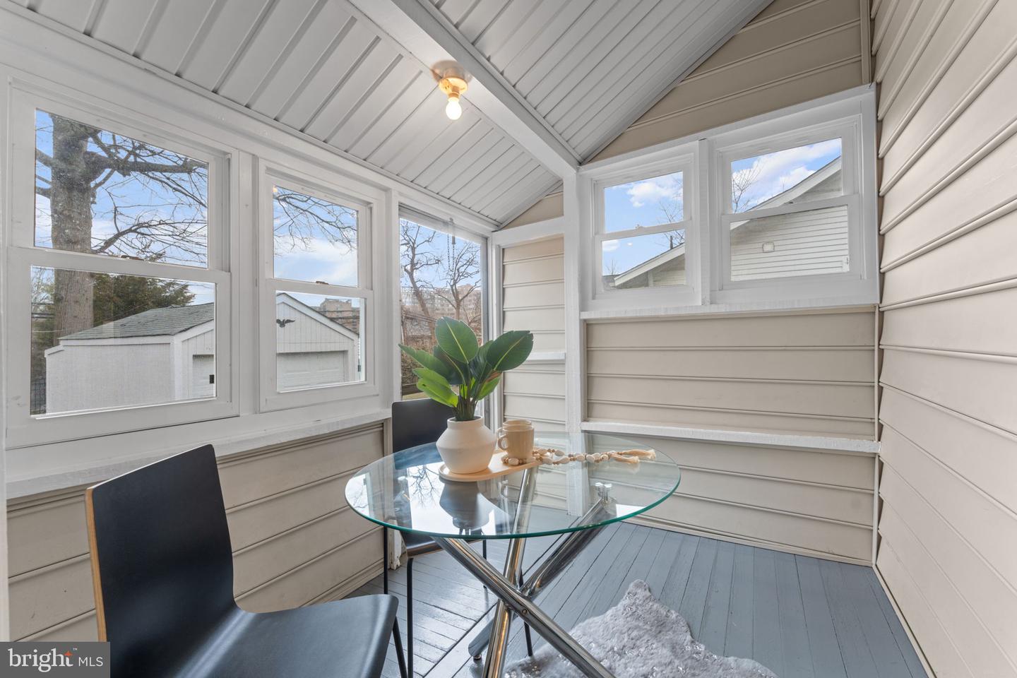 635 23RD ST S, ARLINGTON, Virginia 22202, 4 Bedrooms Bedrooms, ,2 BathroomsBathrooms,Residential,For sale,635 23RD ST S,VAAR2069520 MLS # VAAR2069520