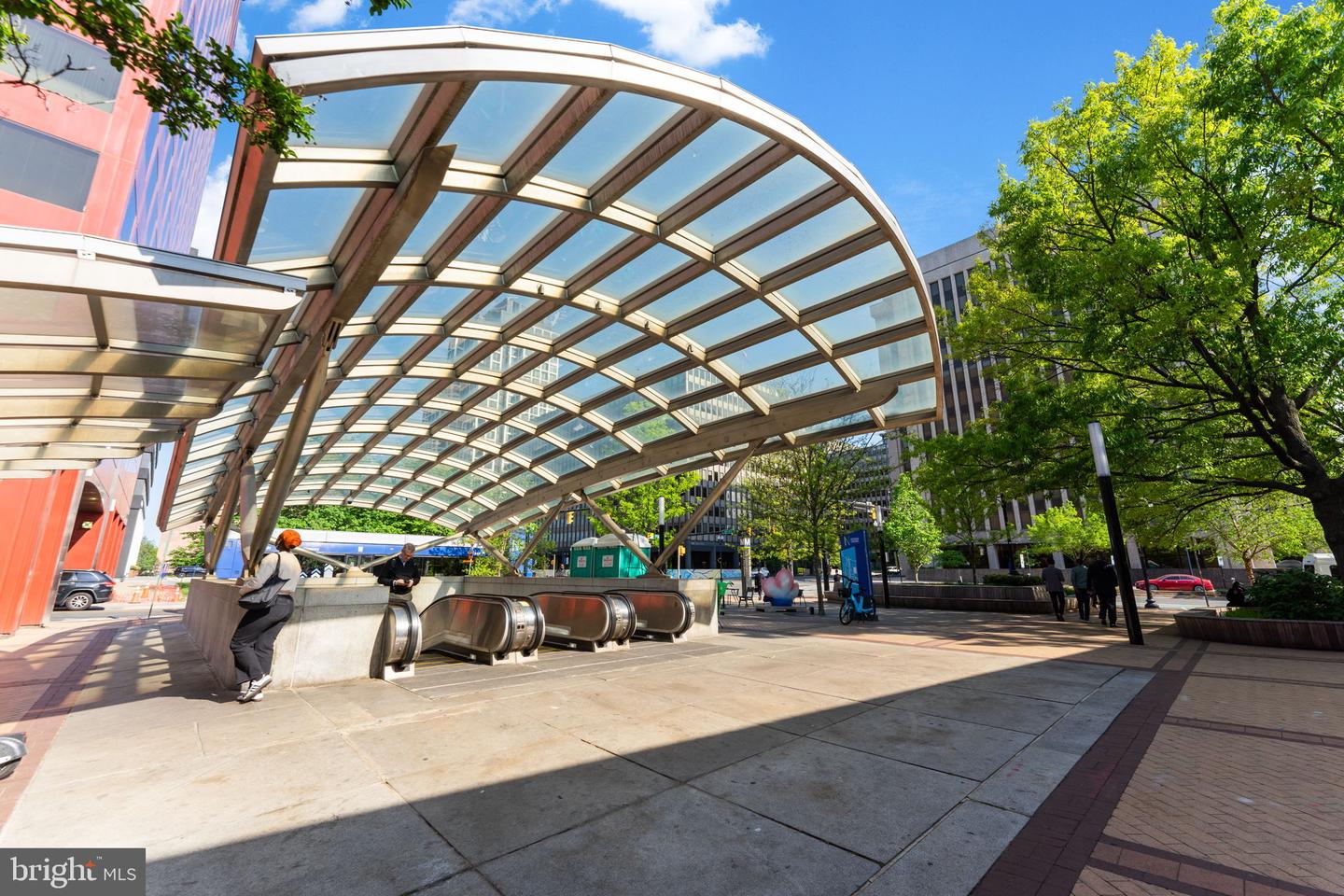 635 23RD ST S, ARLINGTON, Virginia 22202, 4 Bedrooms Bedrooms, ,2 BathroomsBathrooms,Residential,For sale,635 23RD ST S,VAAR2069520 MLS # VAAR2069520