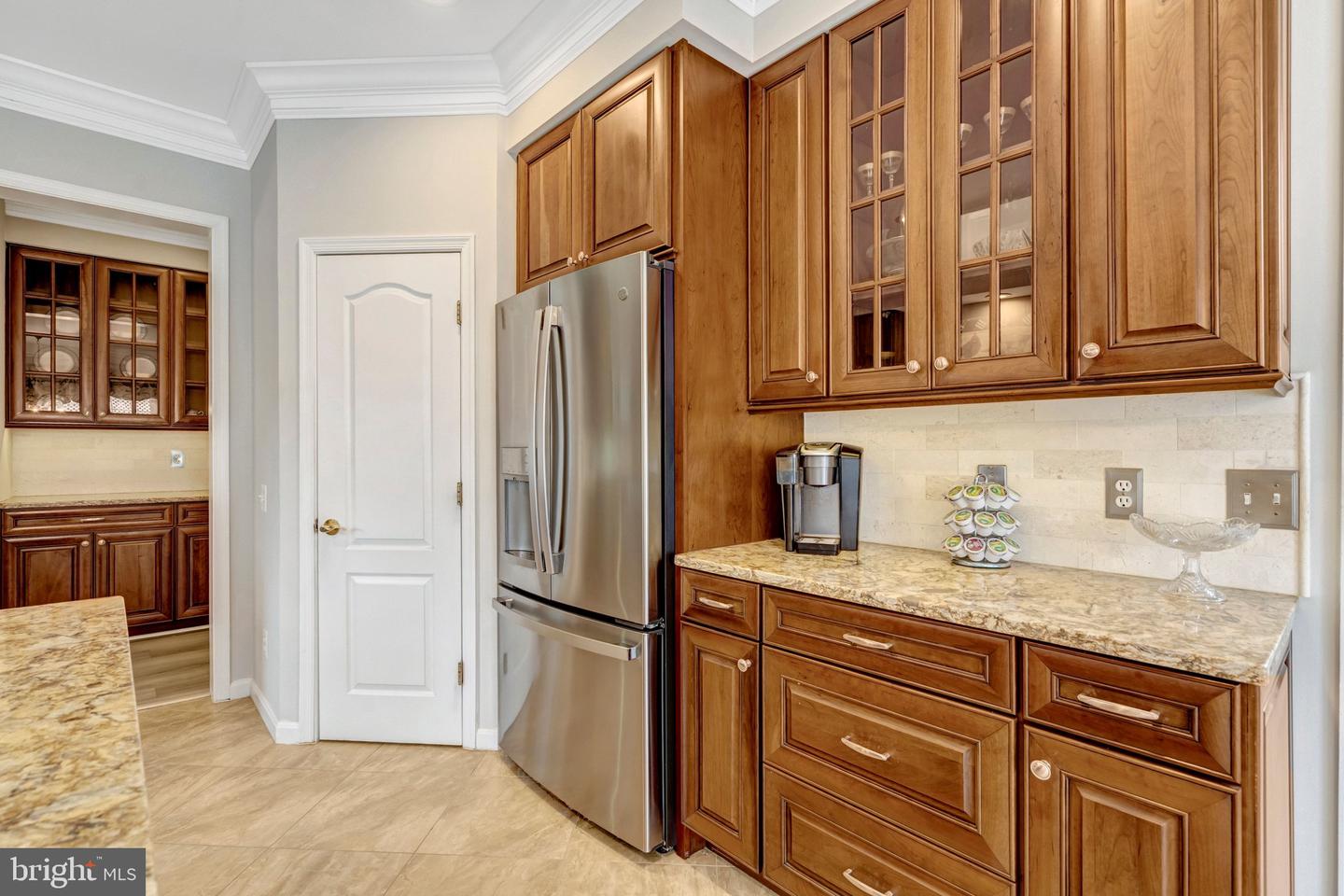 9600 NUTHATCH DR, FAIRFAX STATION, Virginia 22039, 4 Bedrooms Bedrooms, ,2 BathroomsBathrooms,Residential,For sale,9600 NUTHATCH DR,VAFX2293590 MLS # VAFX2293590