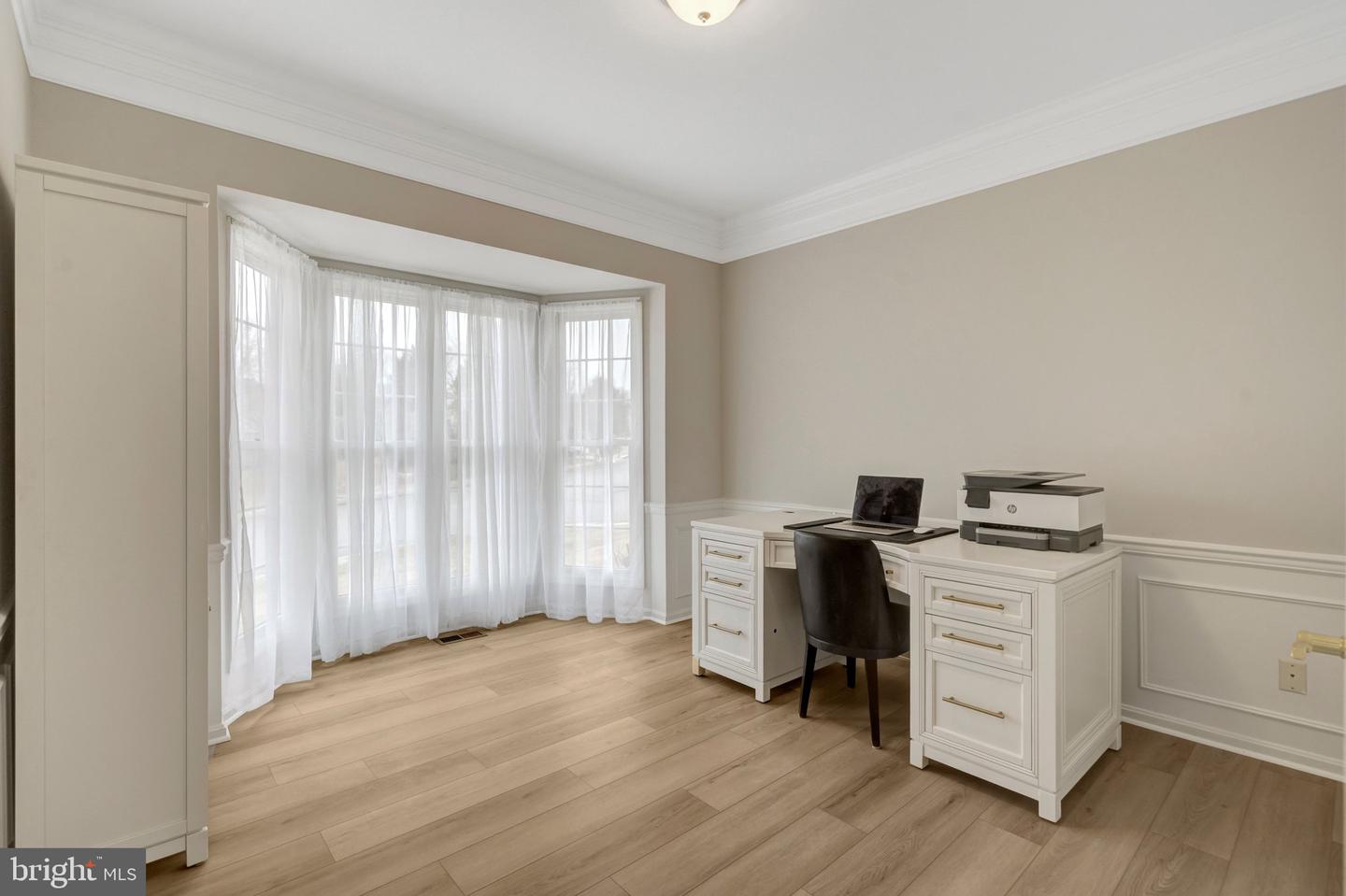 9600 NUTHATCH DR, FAIRFAX STATION, Virginia 22039, 4 Bedrooms Bedrooms, ,2 BathroomsBathrooms,Residential,For sale,9600 NUTHATCH DR,VAFX2293590 MLS # VAFX2293590