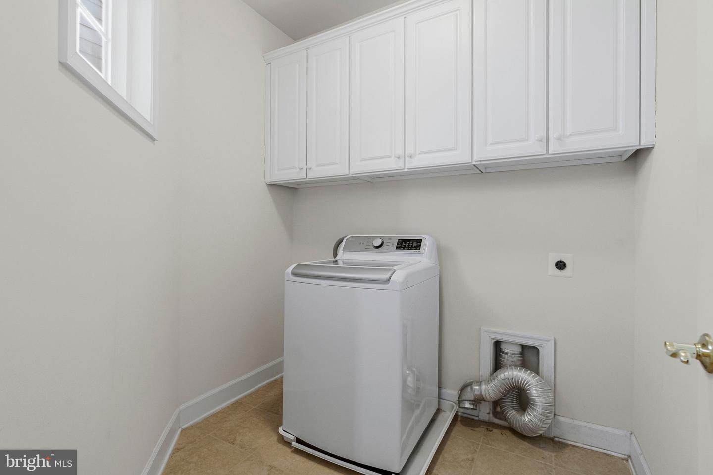 44442 OAKMONT MANOR SQ, ASHBURN, Virginia 20147, 2 Bedrooms Bedrooms, ,2 BathroomsBathrooms,Residential,For sale,44442 OAKMONT MANOR SQ,VALO2117202 MLS # VALO2117202