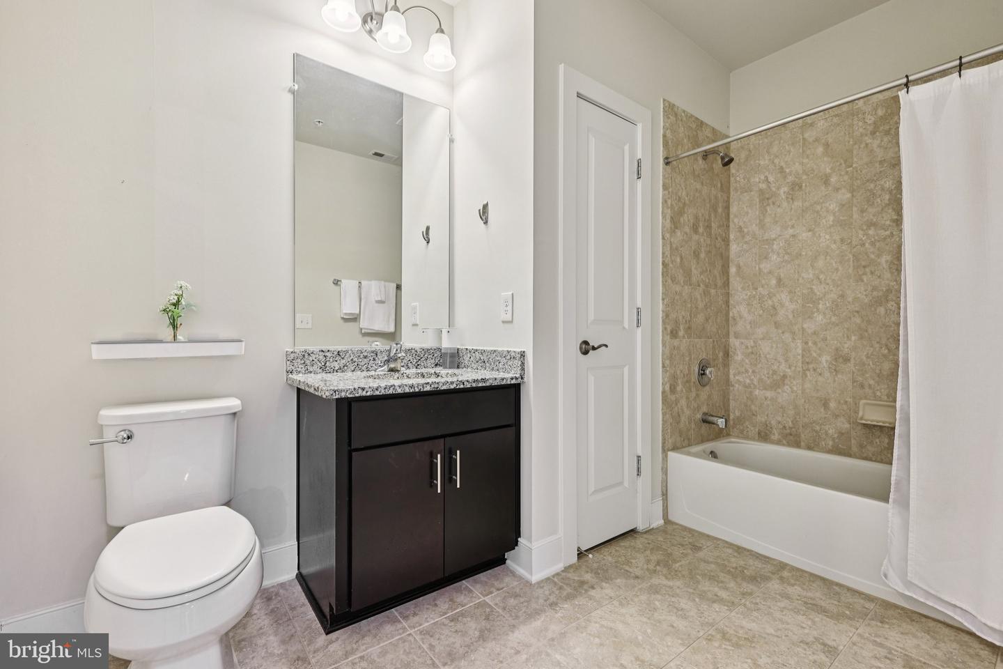 2907 BLEEKER ST #3-206, FAIRFAX, Virginia 22031, 2 Bedrooms Bedrooms, ,2 BathroomsBathrooms,Residential,For sale,2907 BLEEKER ST #3-206,VAFX2293634 MLS # VAFX2293634