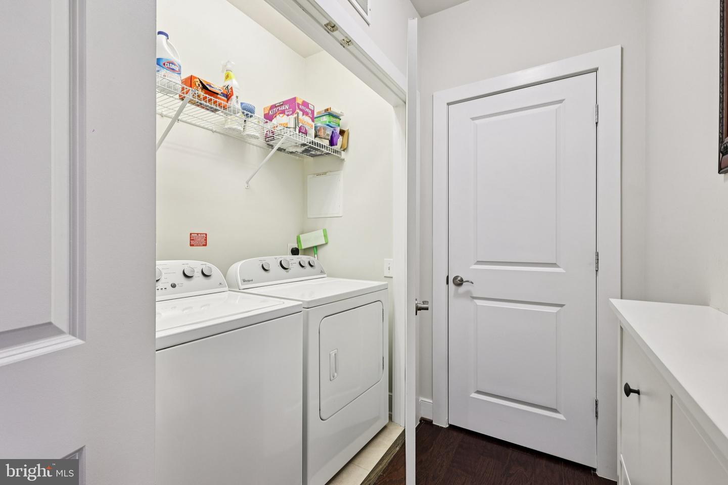 2907 BLEEKER ST #3-206, FAIRFAX, Virginia 22031, 2 Bedrooms Bedrooms, ,2 BathroomsBathrooms,Residential,For sale,2907 BLEEKER ST #3-206,VAFX2293634 MLS # VAFX2293634