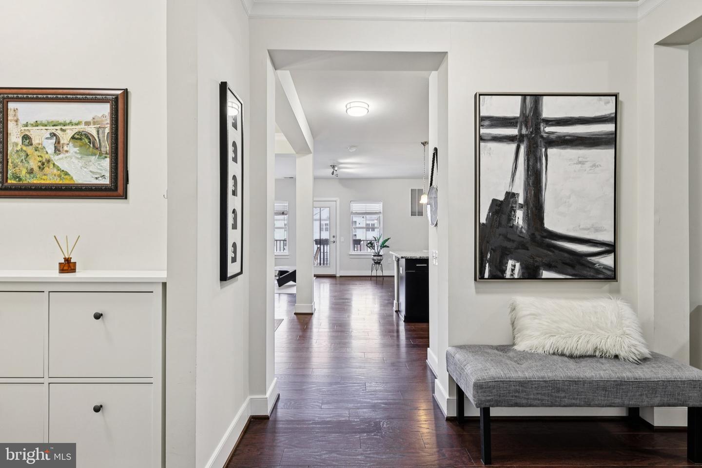 2907 BLEEKER ST #3-206, FAIRFAX, Virginia 22031, 2 Bedrooms Bedrooms, ,2 BathroomsBathrooms,Residential,For sale,2907 BLEEKER ST #3-206,VAFX2293634 MLS # VAFX2293634