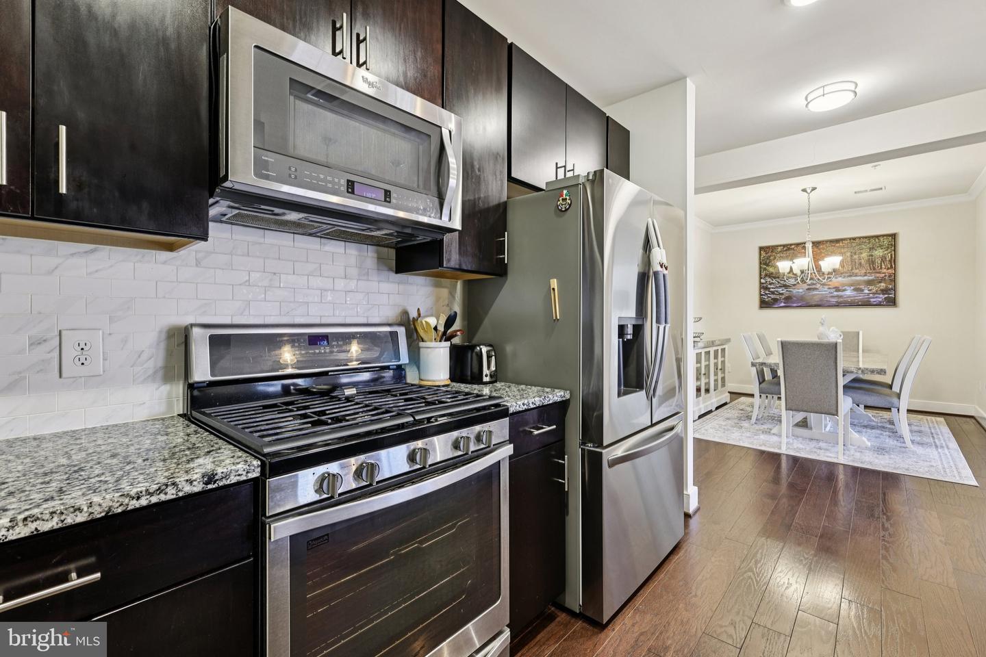 2907 BLEEKER ST #3-206, FAIRFAX, Virginia 22031, 2 Bedrooms Bedrooms, ,2 BathroomsBathrooms,Residential,For sale,2907 BLEEKER ST #3-206,VAFX2293634 MLS # VAFX2293634