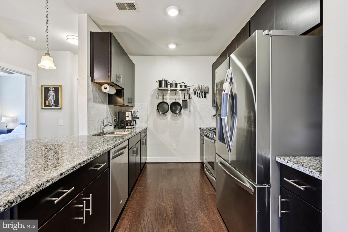 2907 BLEEKER ST #3-206, FAIRFAX, Virginia 22031, 2 Bedrooms Bedrooms, ,2 BathroomsBathrooms,Residential,For sale,2907 BLEEKER ST #3-206,VAFX2293634 MLS # VAFX2293634