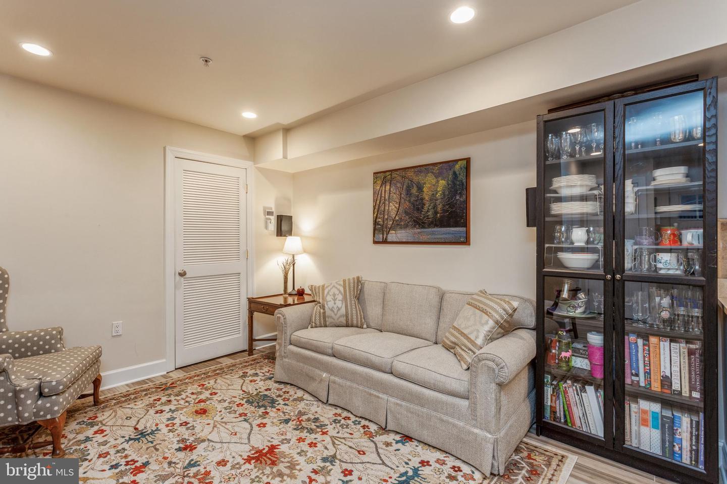 304 NW Q ST NW #1, WASHINGTON, District Of Columbia 20001, 1 Bedroom Bedrooms, ,1 BathroomBathrooms,Residential,For sale,304 NW Q ST NW #1,DCDC2248534 MLS # DCDC2248534