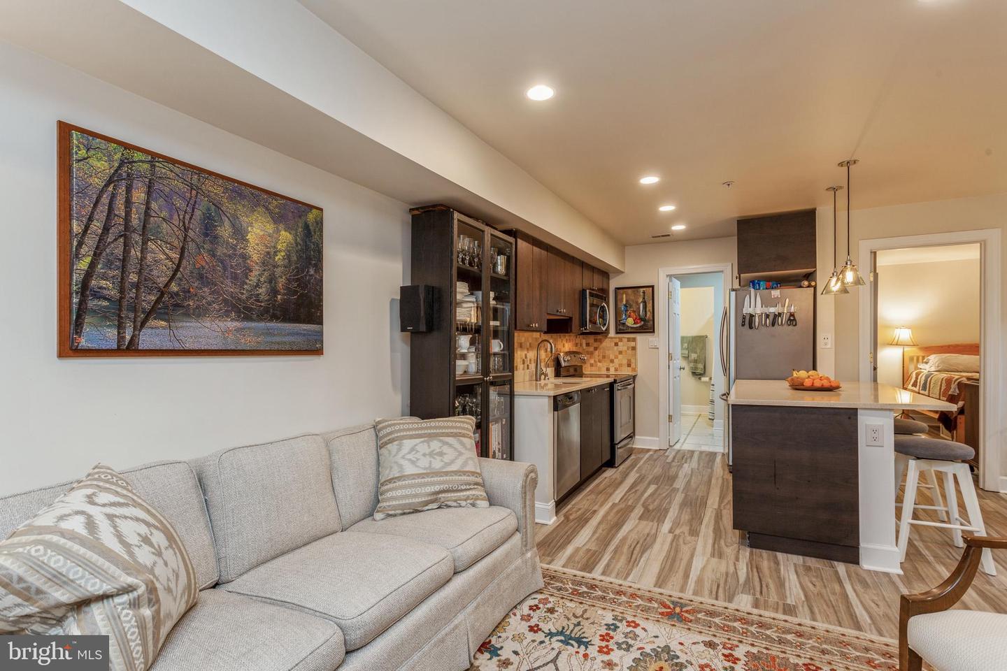 304 NW Q ST NW #1, WASHINGTON, District Of Columbia 20001, 1 Bedroom Bedrooms, ,1 BathroomBathrooms,Residential,For sale,304 NW Q ST NW #1,DCDC2248534 MLS # DCDC2248534