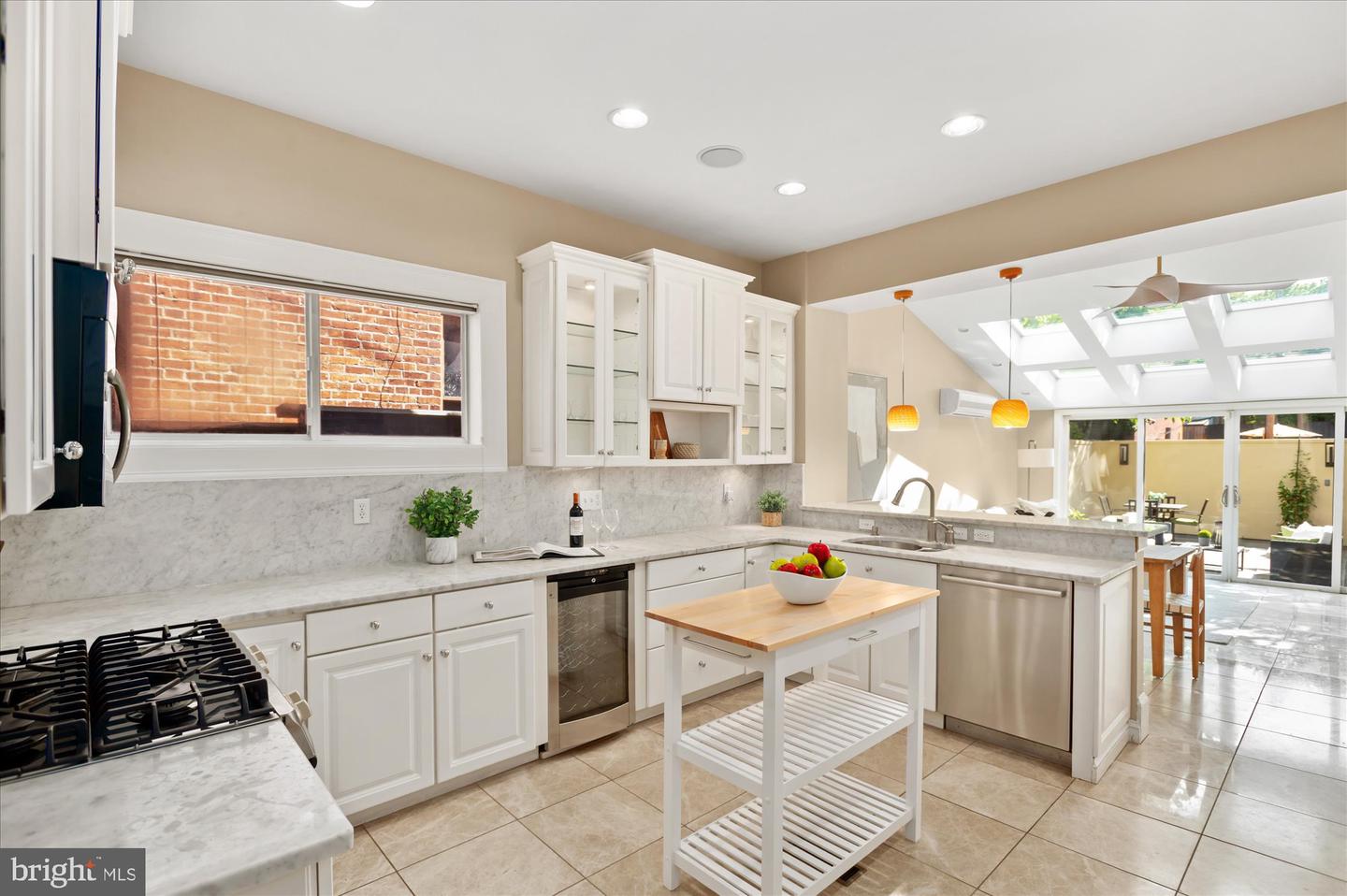 1617 35TH ST NW, WASHINGTON, District Of Columbia 20007, 5 Bedrooms Bedrooms, ,3 BathroomsBathrooms,Residential,For sale,1617 35TH ST NW,DCDC2248592 MLS # DCDC2248592