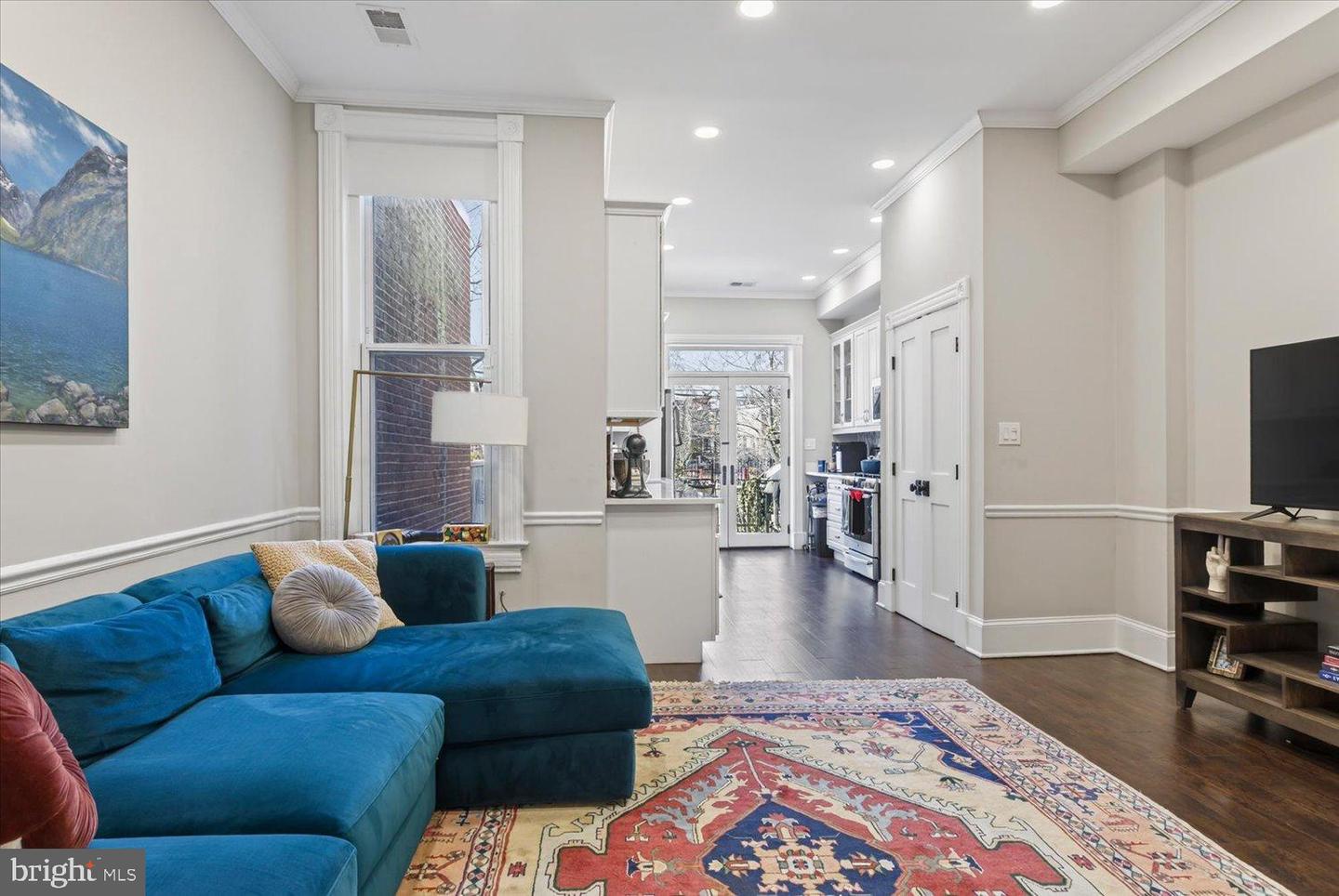 212 5TH ST NE, WASHINGTON, District Of Columbia 20002, 5 Bedrooms Bedrooms, 9 Rooms Rooms,3 BathroomsBathrooms,Residential,For sale,212 5TH ST NE,DCDC2248614 MLS # DCDC2248614