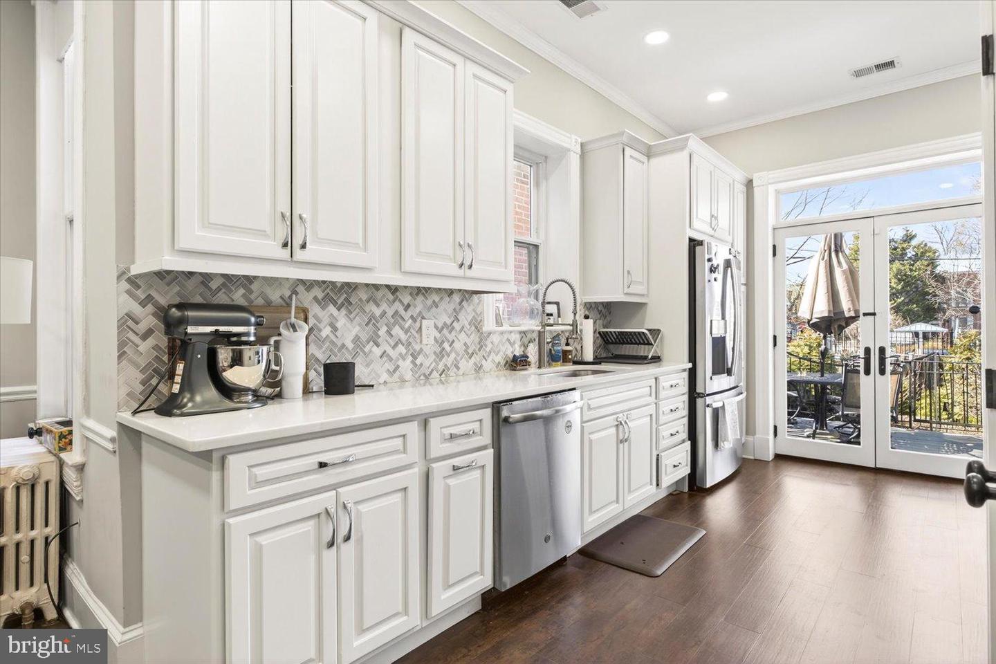 212 5TH ST NE, WASHINGTON, District Of Columbia 20002, 5 Bedrooms Bedrooms, 9 Rooms Rooms,3 BathroomsBathrooms,Residential,For sale,212 5TH ST NE,DCDC2248614 MLS # DCDC2248614