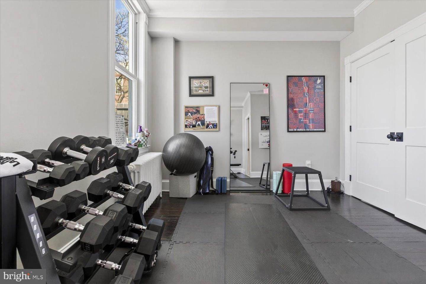 212 5TH ST NE, WASHINGTON, District Of Columbia 20002, 5 Bedrooms Bedrooms, 9 Rooms Rooms,3 BathroomsBathrooms,Residential,For sale,212 5TH ST NE,DCDC2248614 MLS # DCDC2248614