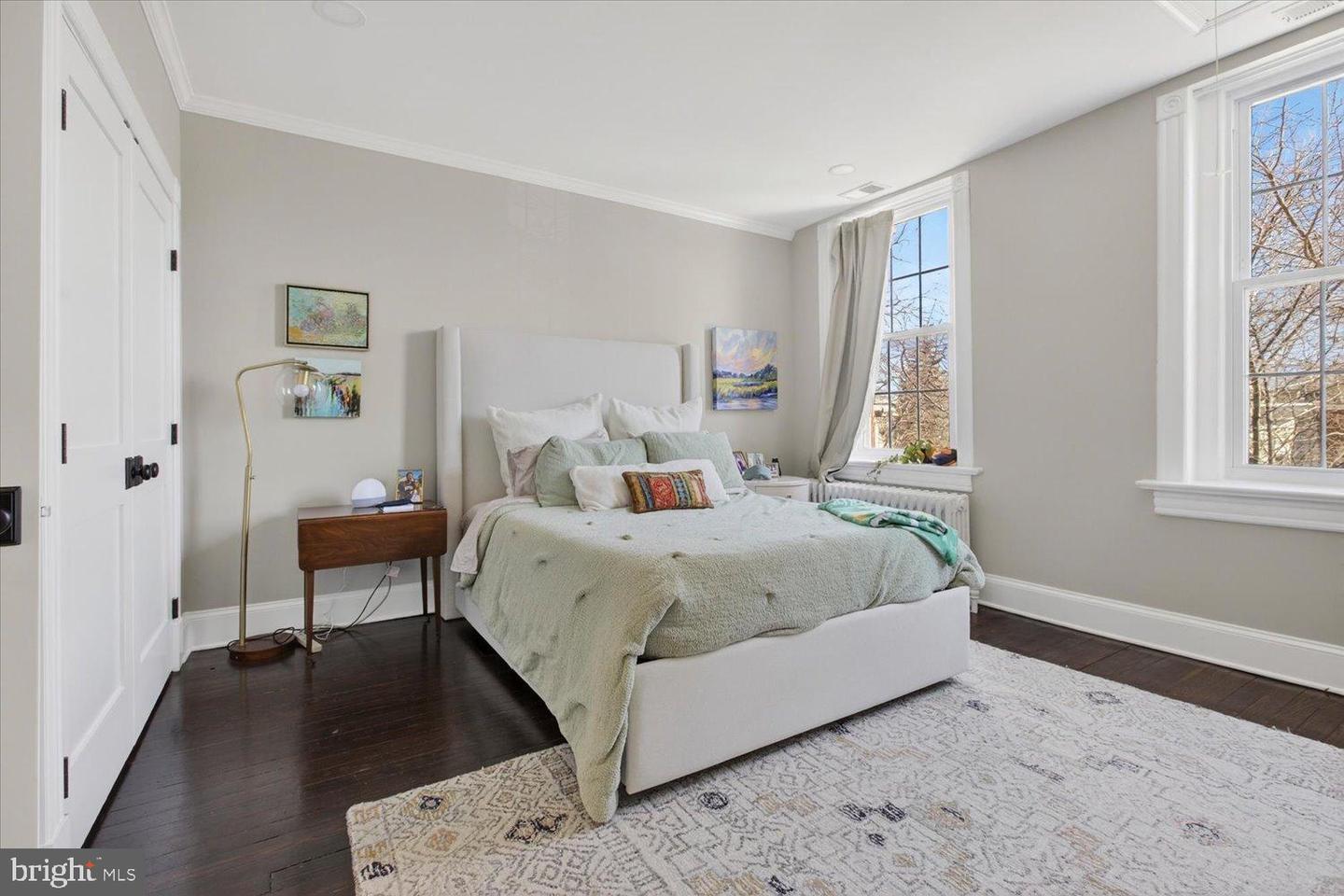 212 5TH ST NE, WASHINGTON, District Of Columbia 20002, 5 Bedrooms Bedrooms, 9 Rooms Rooms,3 BathroomsBathrooms,Residential,For sale,212 5TH ST NE,DCDC2248614 MLS # DCDC2248614