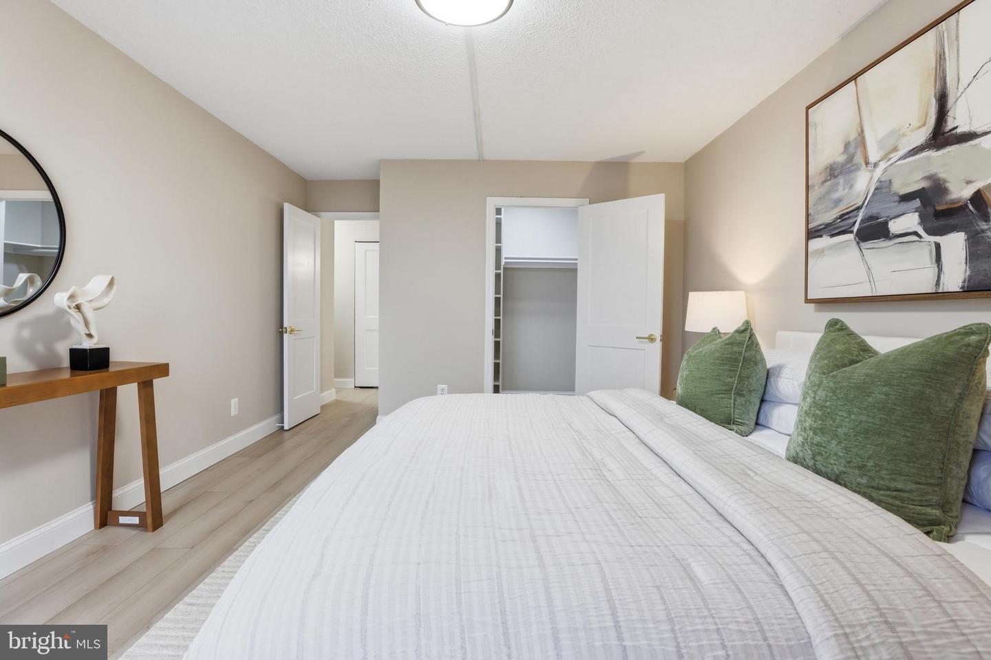 2311 PIMMIT DR #603, FALLS CHURCH, Virginia 22043, 1 Bedroom Bedrooms, ,1 BathroomBathrooms,Residential,For sale,2311 PIMMIT DR #603,VAFX2293730 MLS # VAFX2293730