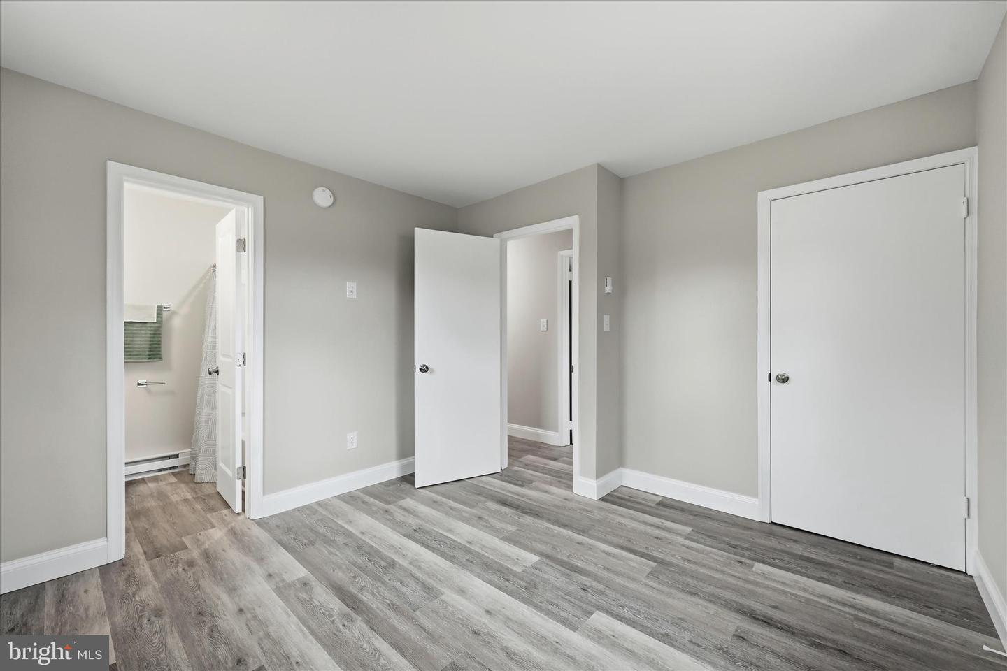 2967 S PLEASANT VALLEY RD, WINCHESTER, Virginia 22601, 3 Bedrooms Bedrooms, ,2 BathroomsBathrooms,Residential,For sale,2967 S PLEASANT VALLEY RD,VAWI2010092 MLS # VAWI2010092