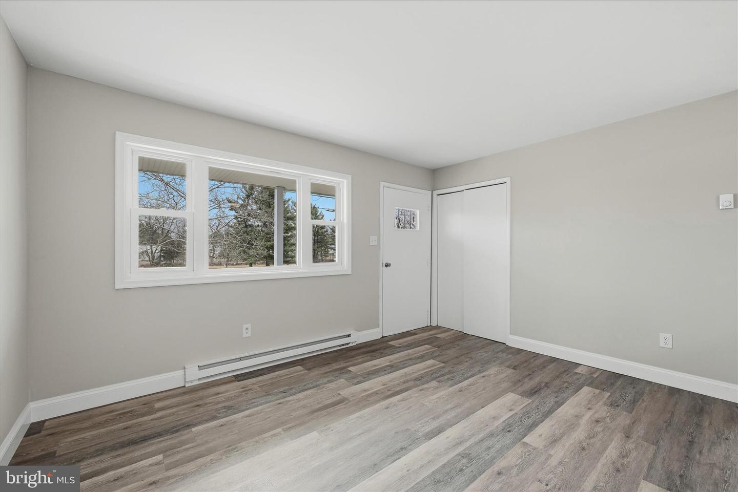 2967 S PLEASANT VALLEY RD, WINCHESTER, Virginia 22601, 3 Bedrooms Bedrooms, ,2 BathroomsBathrooms,Residential,For sale,2967 S PLEASANT VALLEY RD,VAWI2010092 MLS # VAWI2010092