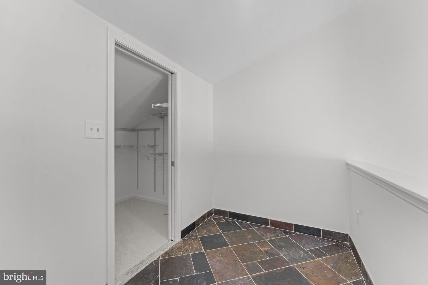 1920 N DANIEL ST, ARLINGTON, Virginia 22201, 3 Bedrooms Bedrooms, ,2 BathroomsBathrooms,Residential,For sale,1920 N DANIEL ST,VAAR2069600 MLS # VAAR2069600