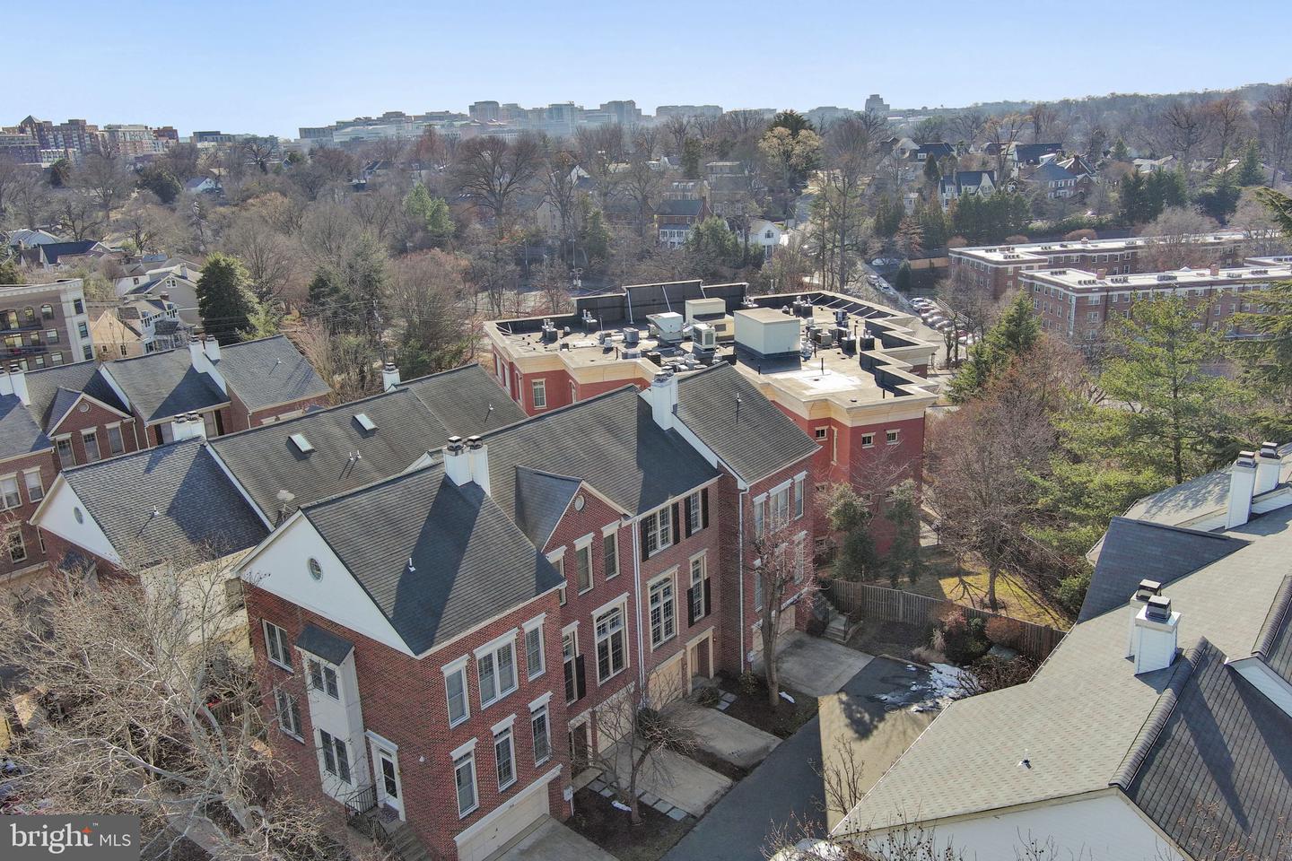 1920 N DANIEL ST, ARLINGTON, Virginia 22201, 3 Bedrooms Bedrooms, ,2 BathroomsBathrooms,Residential,For sale,1920 N DANIEL ST,VAAR2069600 MLS # VAAR2069600