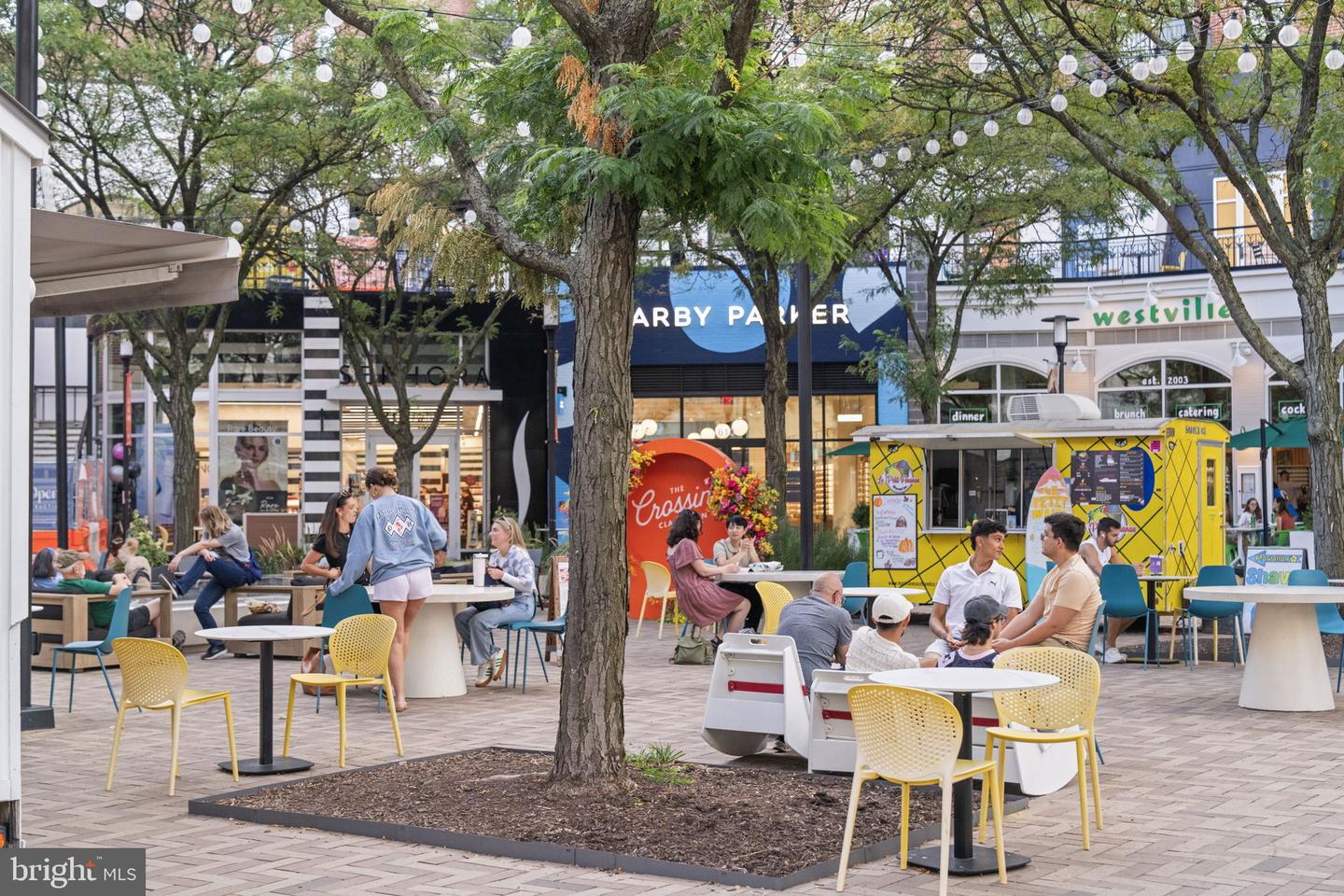 1920 N DANIEL ST, ARLINGTON, Virginia 22201, 3 Bedrooms Bedrooms, ,2 BathroomsBathrooms,Residential,For sale,1920 N DANIEL ST,VAAR2069600 MLS # VAAR2069600