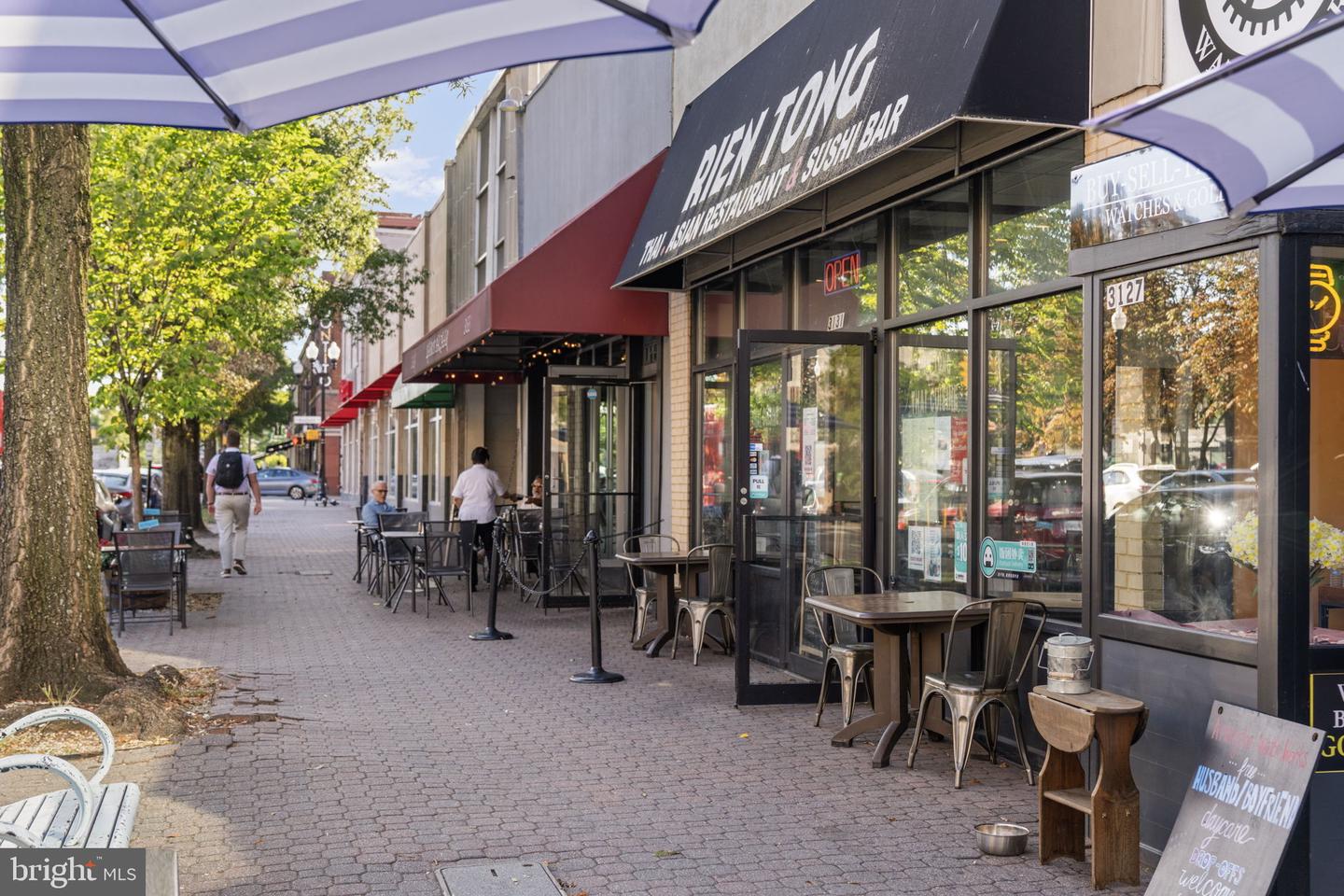 1920 N DANIEL ST, ARLINGTON, Virginia 22201, 3 Bedrooms Bedrooms, ,2 BathroomsBathrooms,Residential,For sale,1920 N DANIEL ST,VAAR2069600 MLS # VAAR2069600