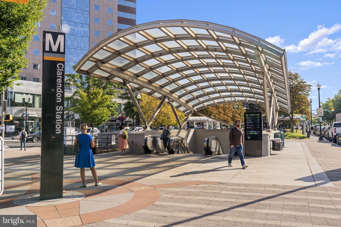 1920 N DANIEL ST, ARLINGTON, Virginia 22201, 3 Bedrooms Bedrooms, ,2 BathroomsBathrooms,Residential,For sale,1920 N DANIEL ST,VAAR2069600 MLS # VAAR2069600