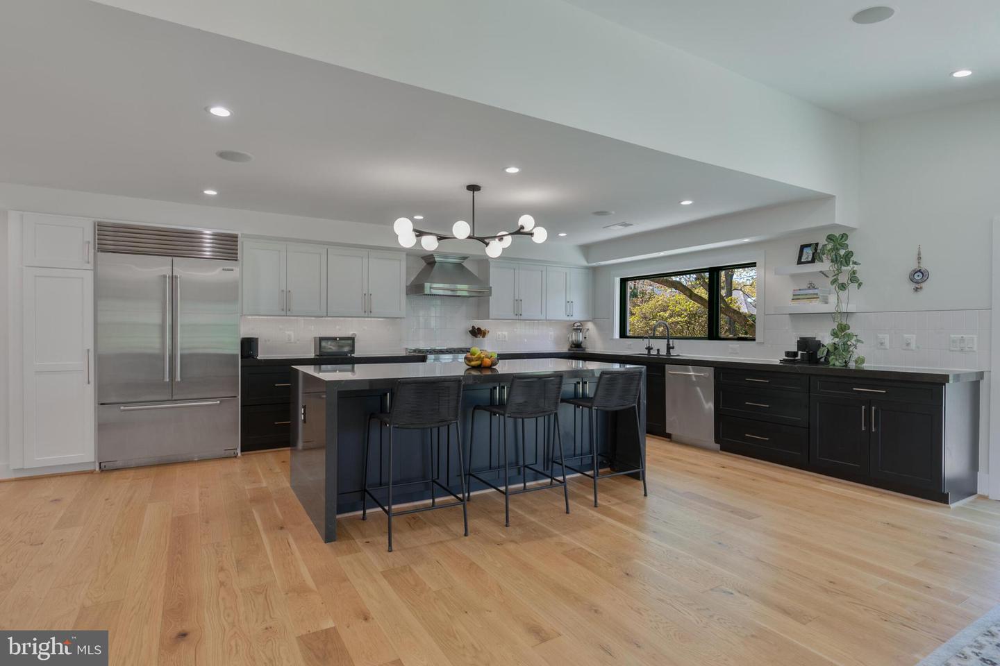 1204 POTOMAC SCHOOL RD, MCLEAN, Virginia 22101, 5 Bedrooms Bedrooms, 9 Rooms Rooms,3 BathroomsBathrooms,Residential,For sale,1204 POTOMAC SCHOOL RD,VAFX2293896 MLS # VAFX2293896