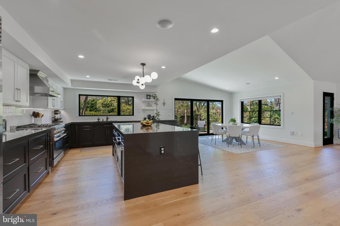 1204 POTOMAC SCHOOL RD, MCLEAN, Virginia 22101, 5 Bedrooms Bedrooms, 9 Rooms Rooms,3 BathroomsBathrooms,Residential,For sale,1204 POTOMAC SCHOOL RD,VAFX2293896 MLS # VAFX2293896